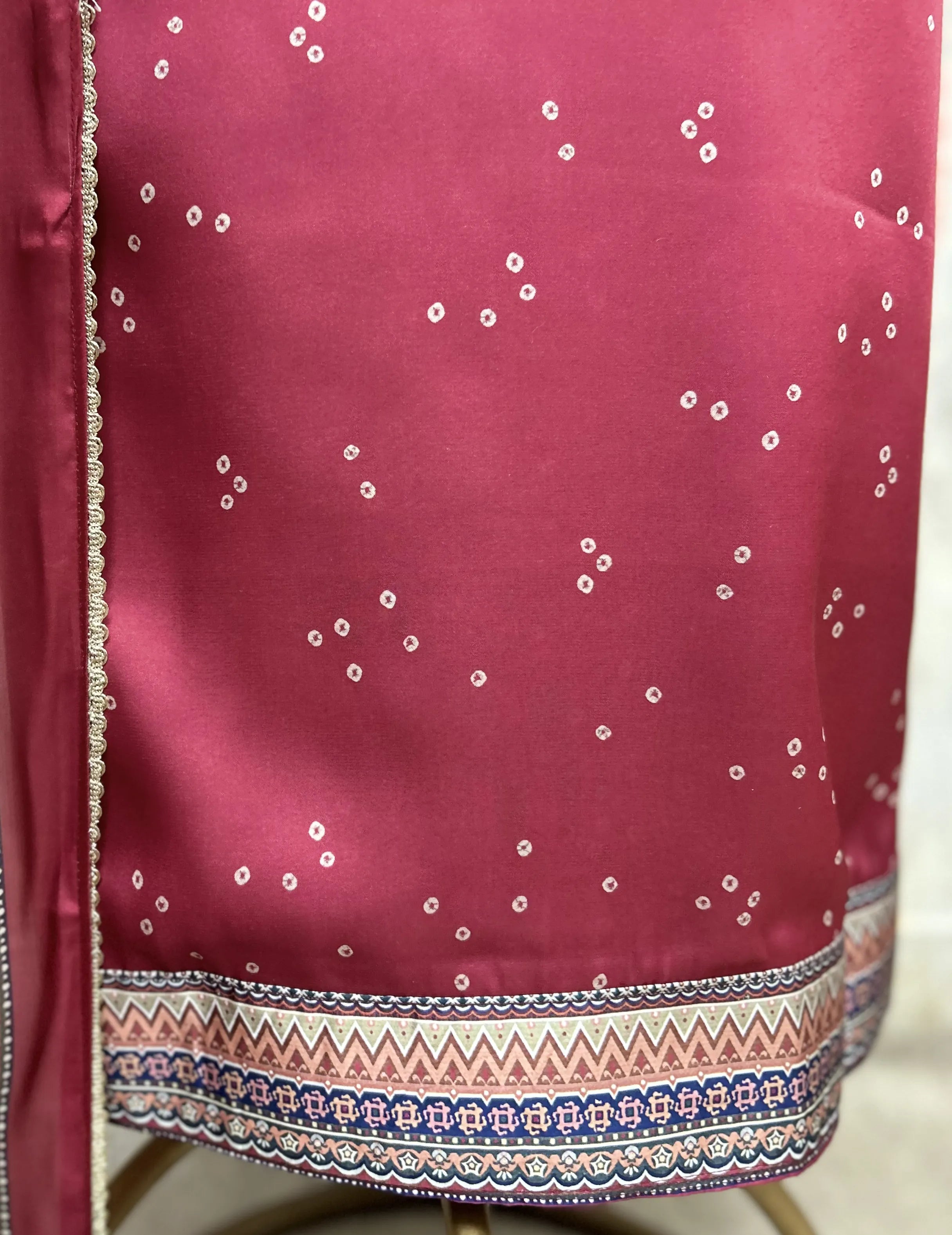 Elegant Gajji Silk Unstitched Suit