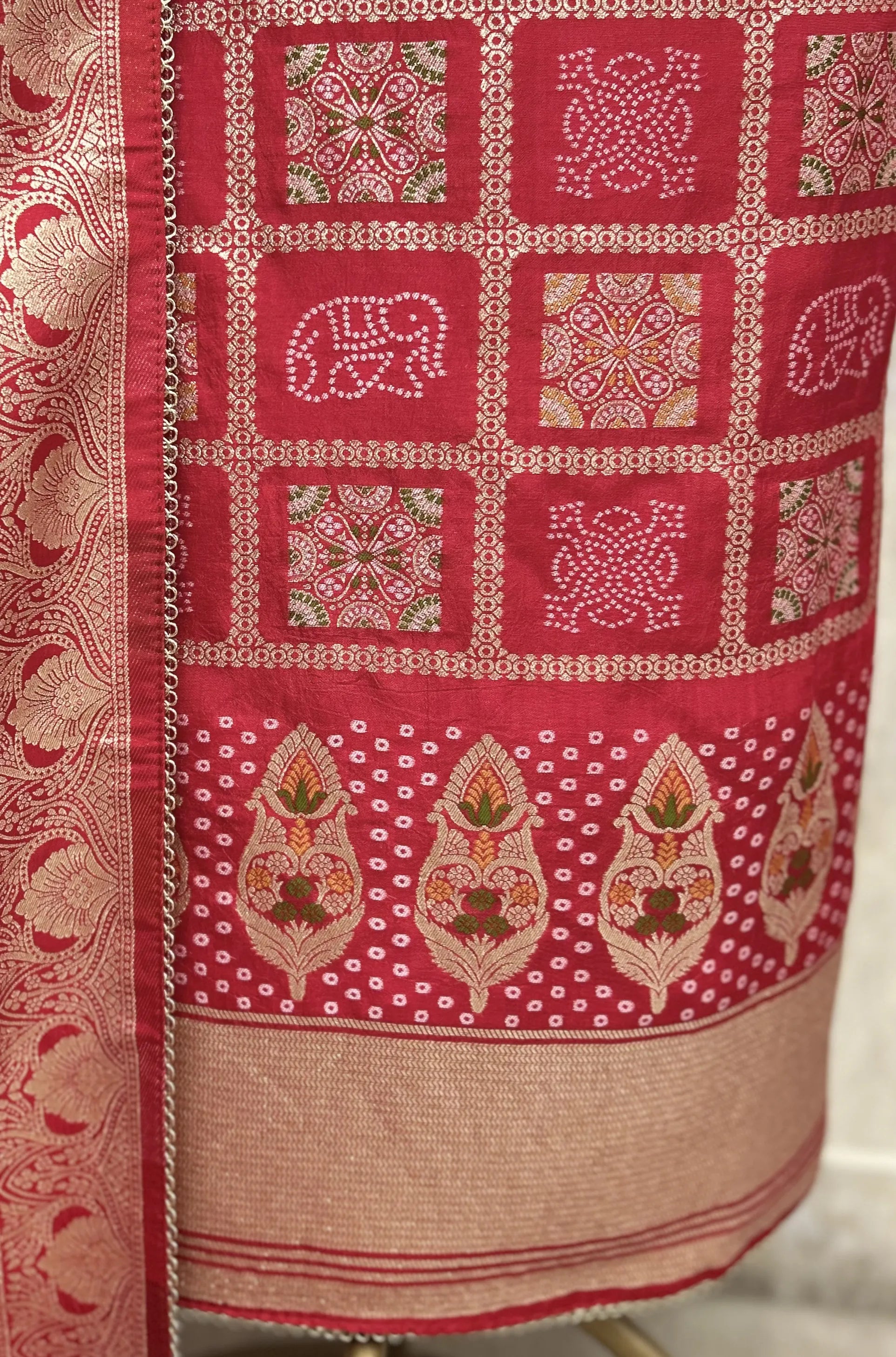Graceful Dola Silk Unstitched Suits