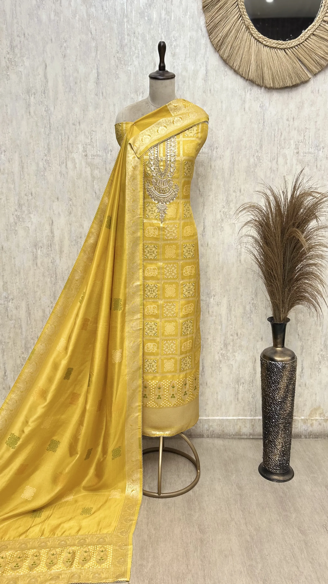 Graceful Dola Silk Unstitched Suits