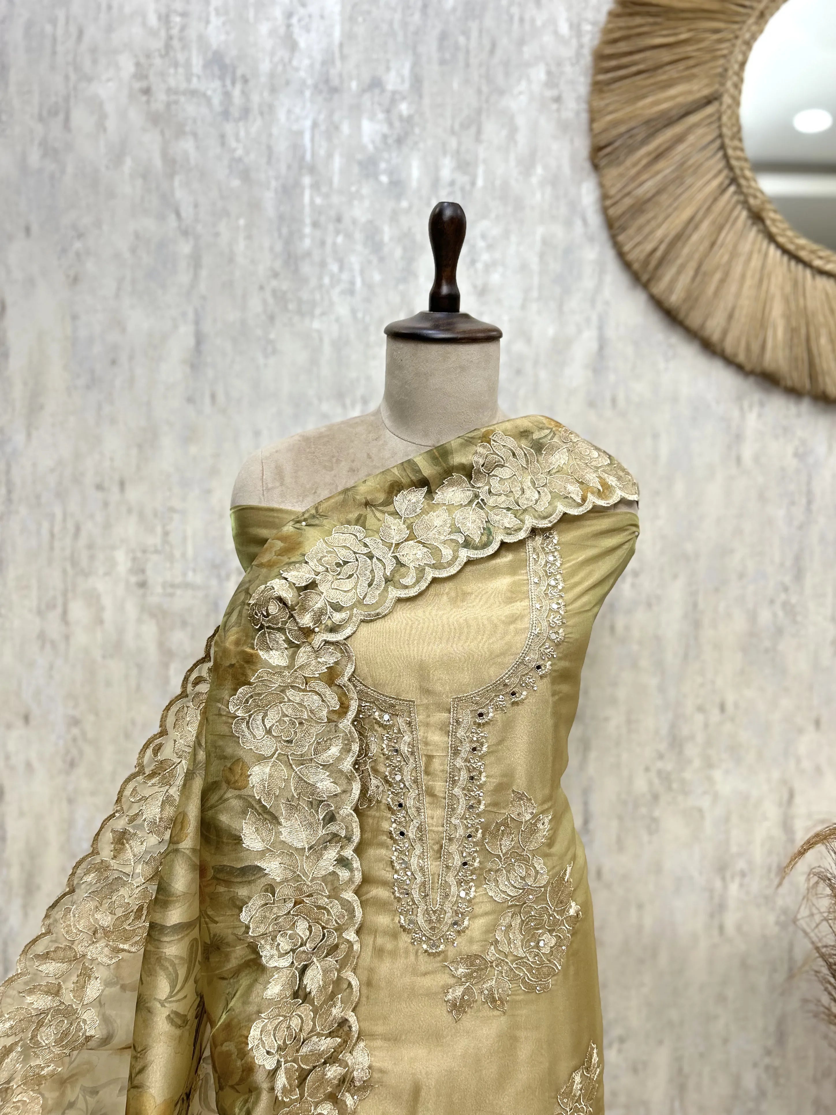 Exquisite Glass Organza Floral Embroidered Unstitched Suit