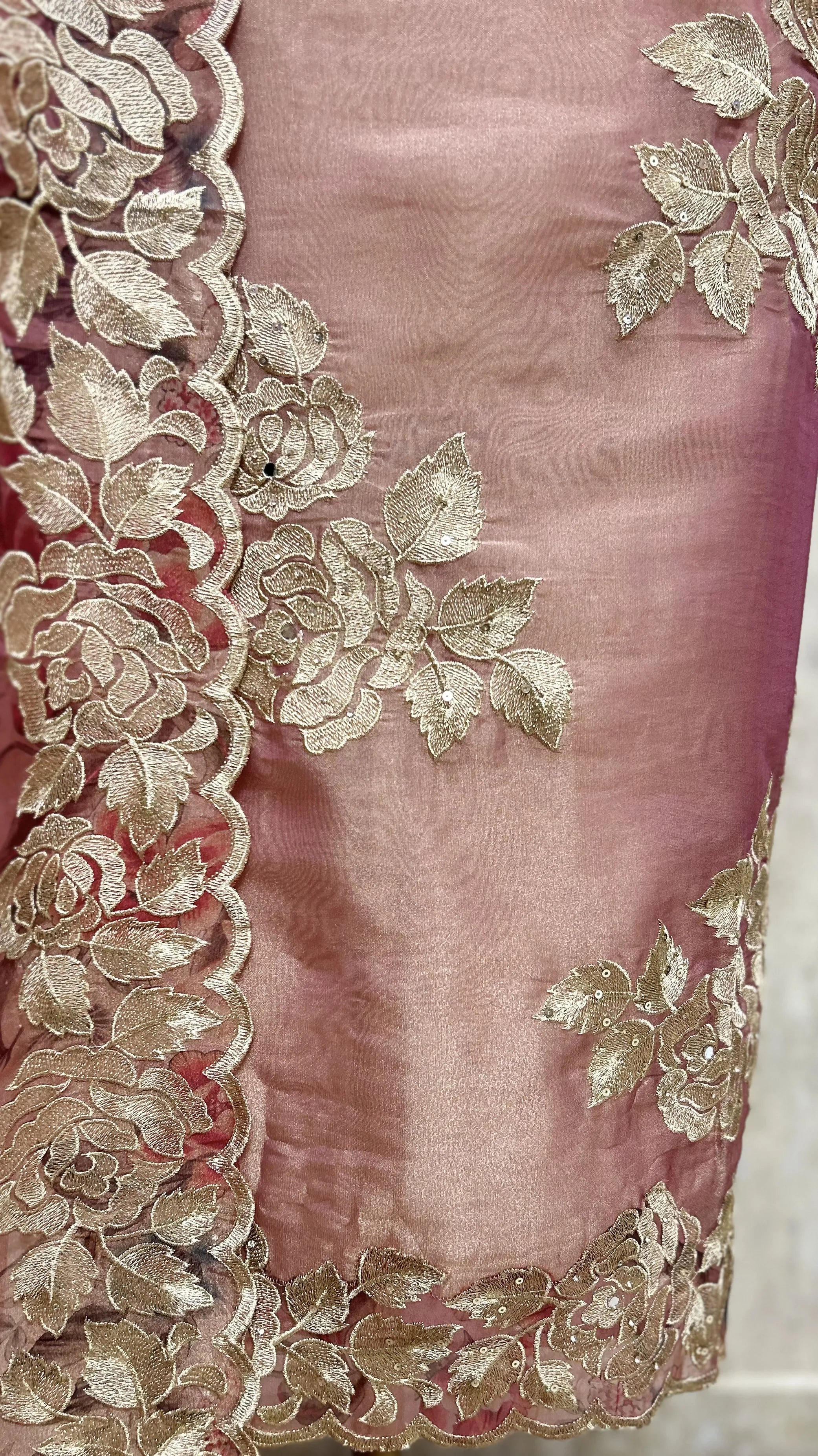 Exquisite Glass Organza Floral Embroidered Unstitched Suit