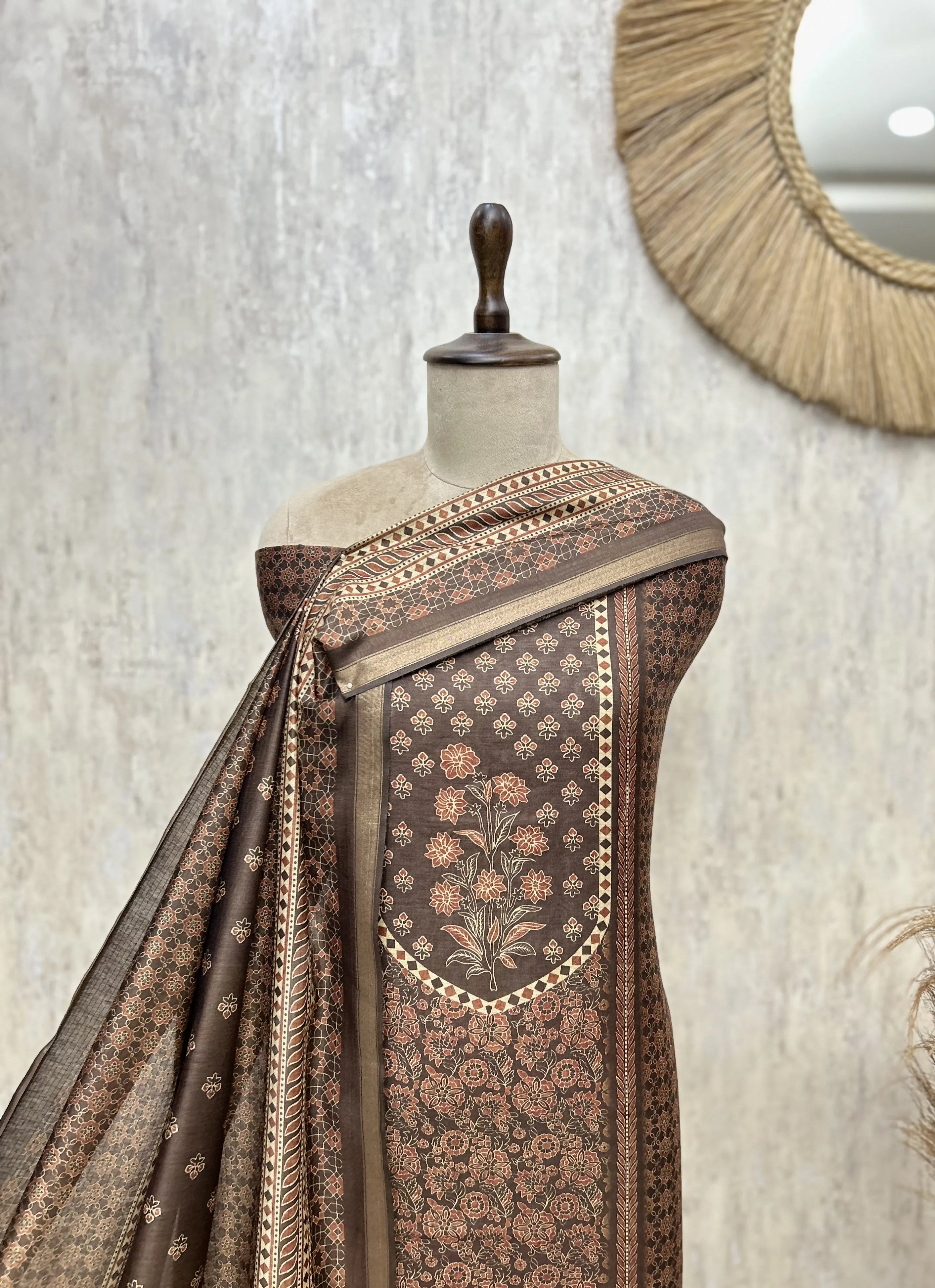 Exquisite Maheshwari Unstitched Suits