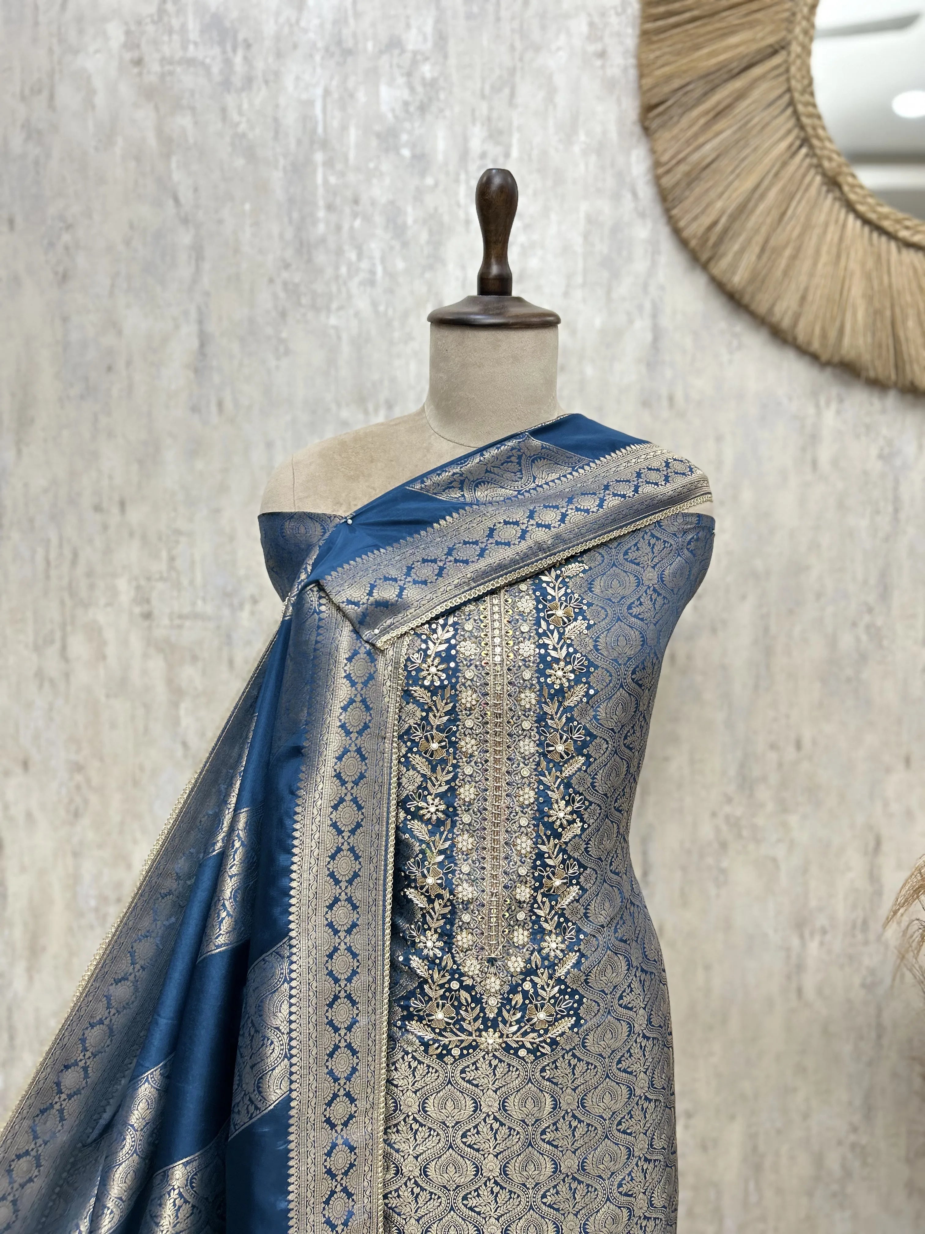 Regal Woven Elegance Unstitched Suits
