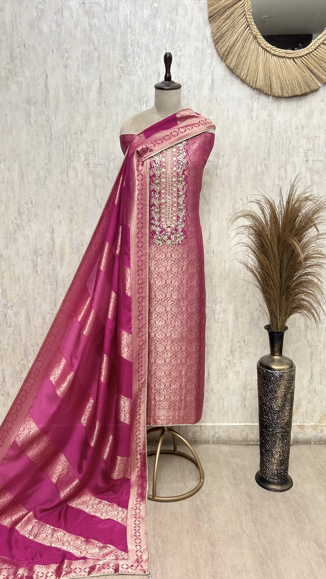 Regal Woven Elegance Unstitched Suits
