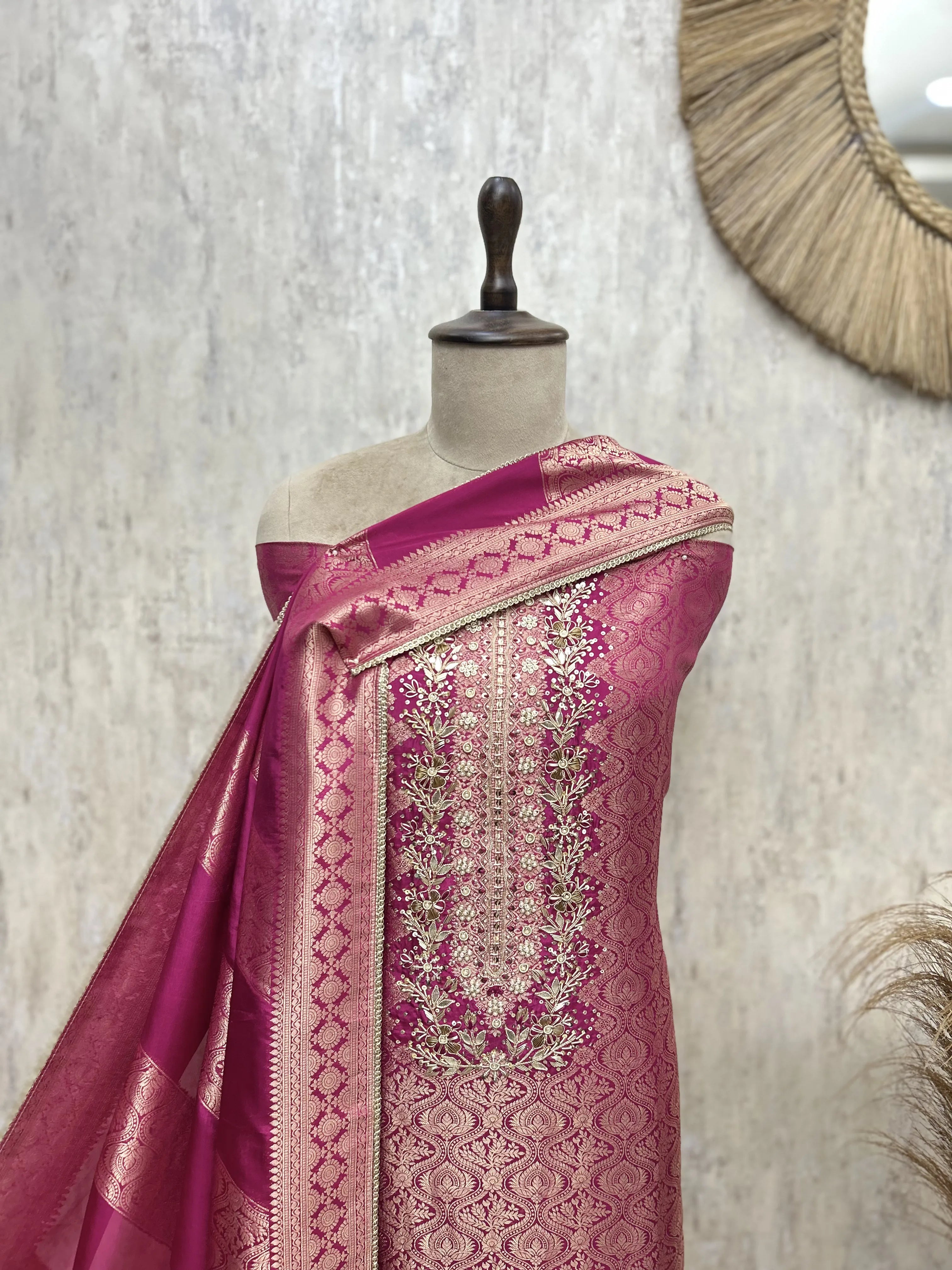 Regal Woven Elegance Unstitched Suits
