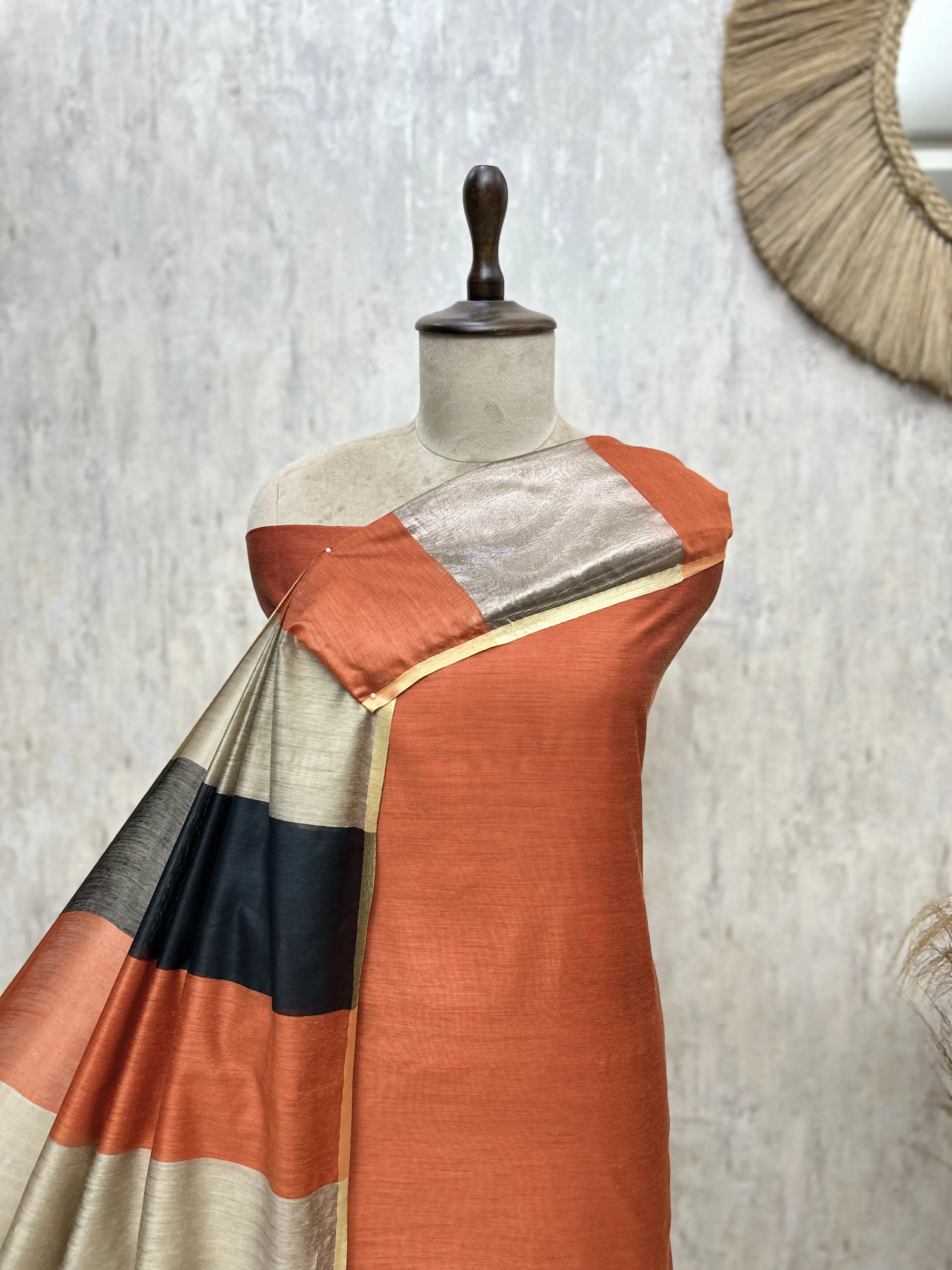 Graceful Maheshwari Unstitched Suits