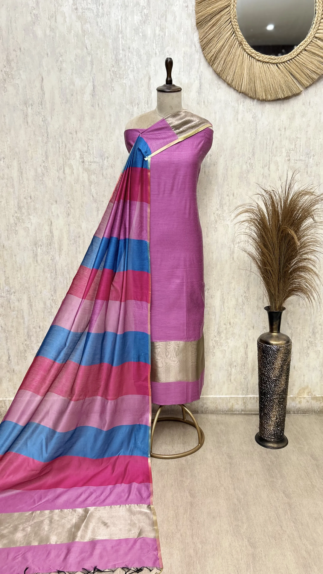 Graceful Maheshwari Unstitched Suits