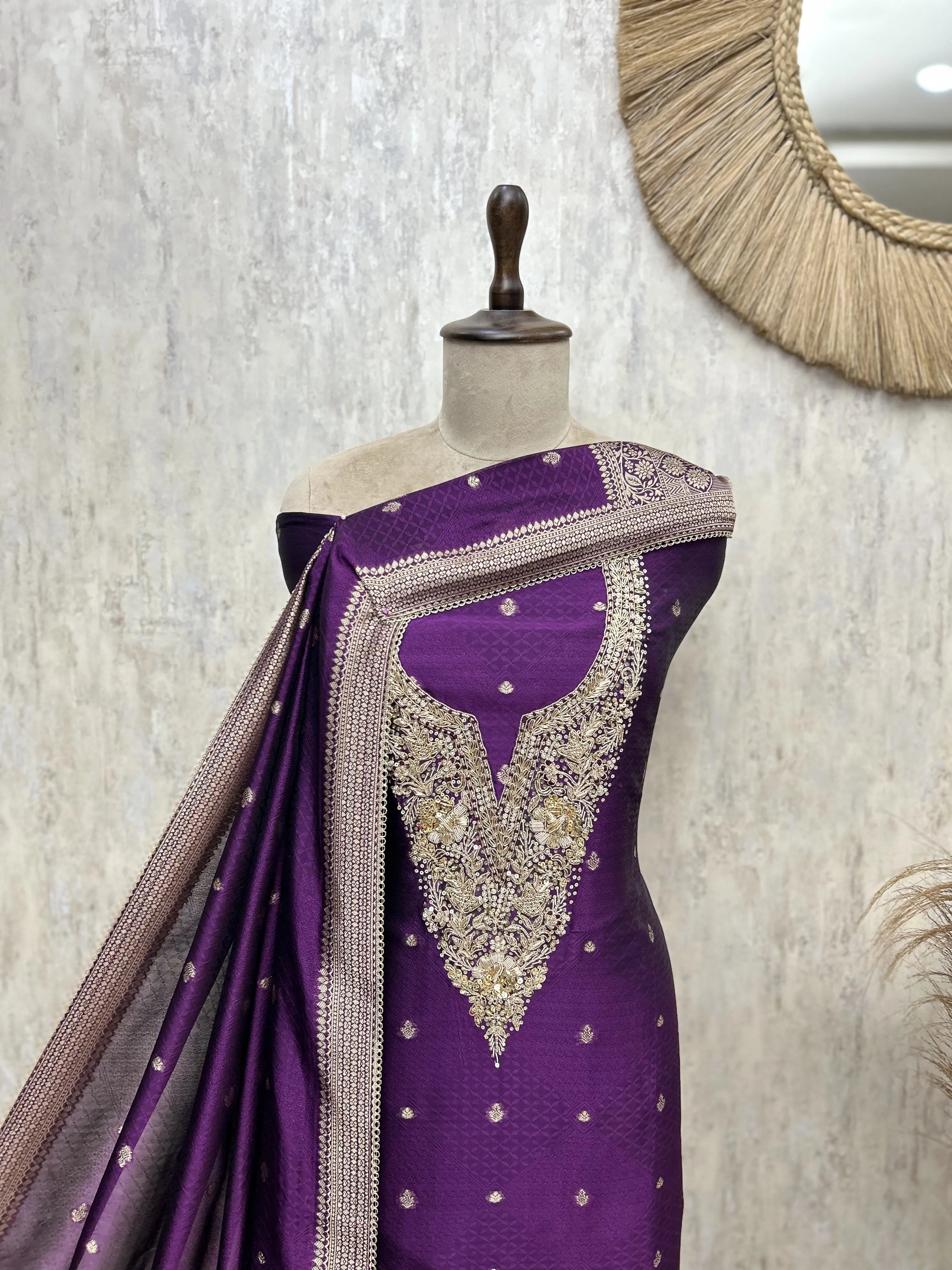 Exquisite Kanjivaram Silk Unstitched Suit