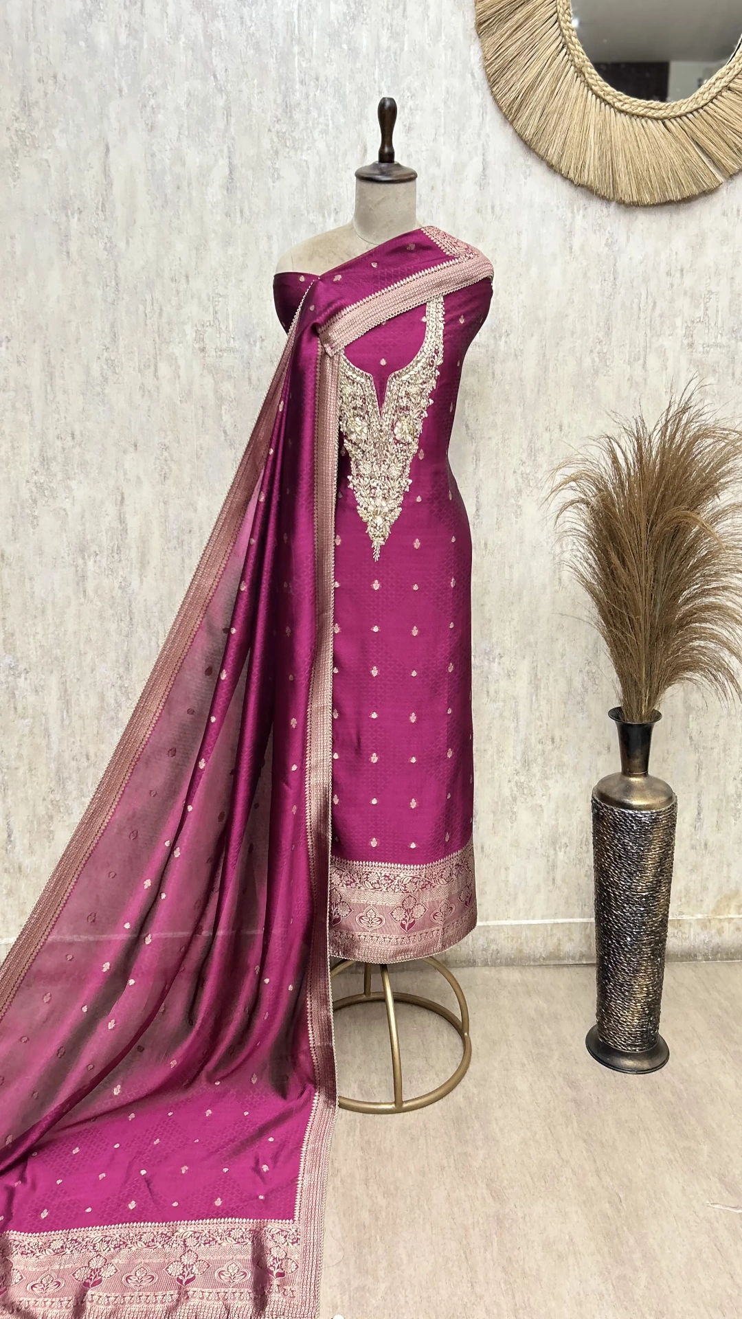 Exquisite Kanjivaram Silk Unstitched Suit