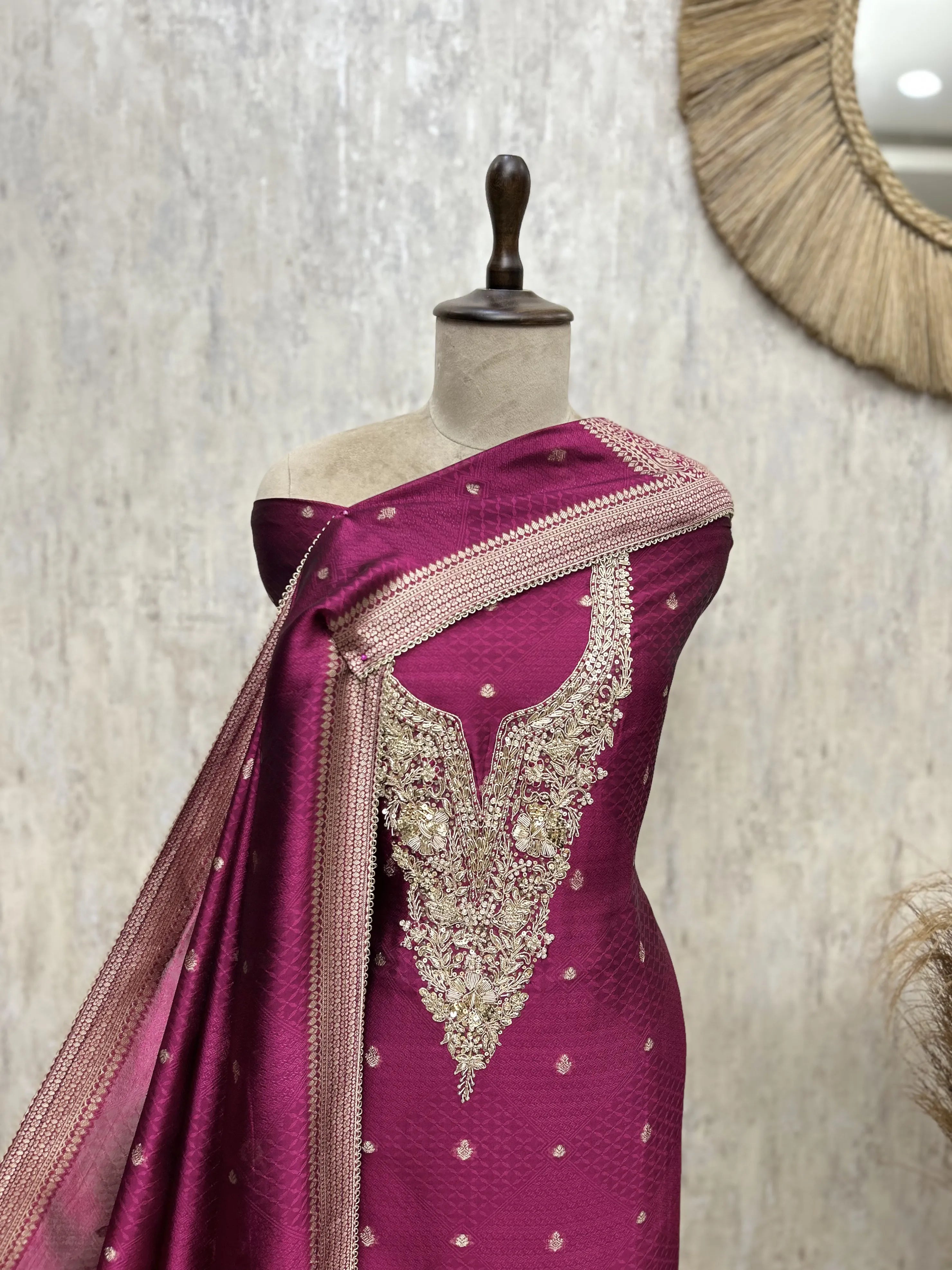 Exquisite Kanjivaram Silk Unstitched Suit