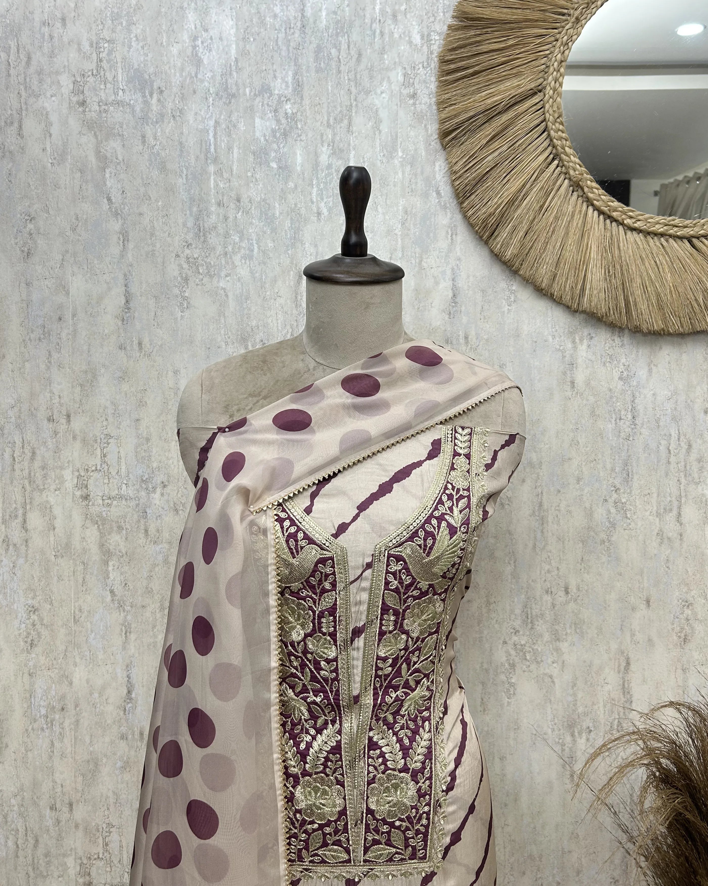 Chic Embroidered Drape Russian Crepe Unstitched Suit