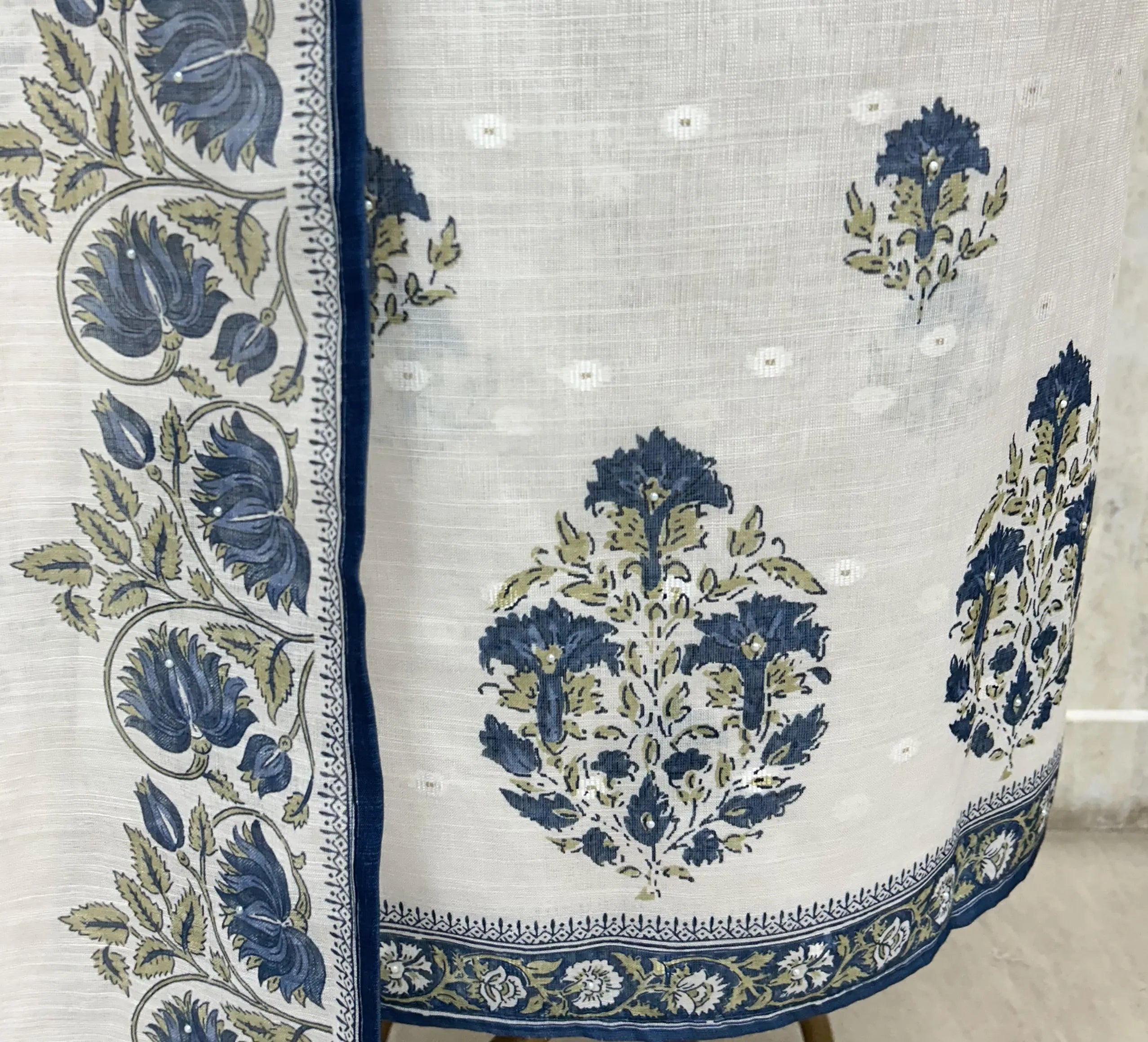 Floral Linen Unstitched suit