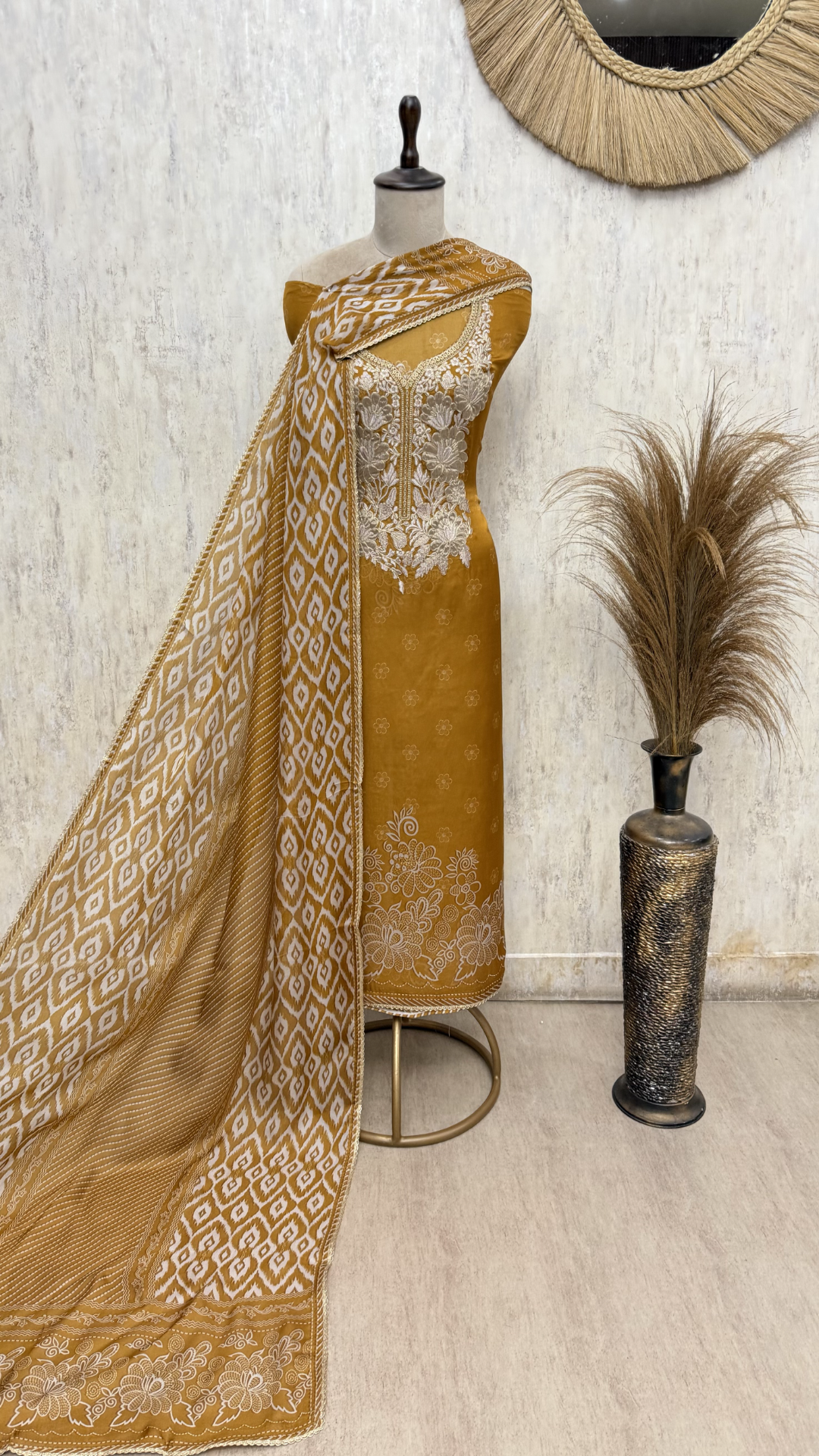 Viraasat-Weave Twill Organza Unstitched Suit