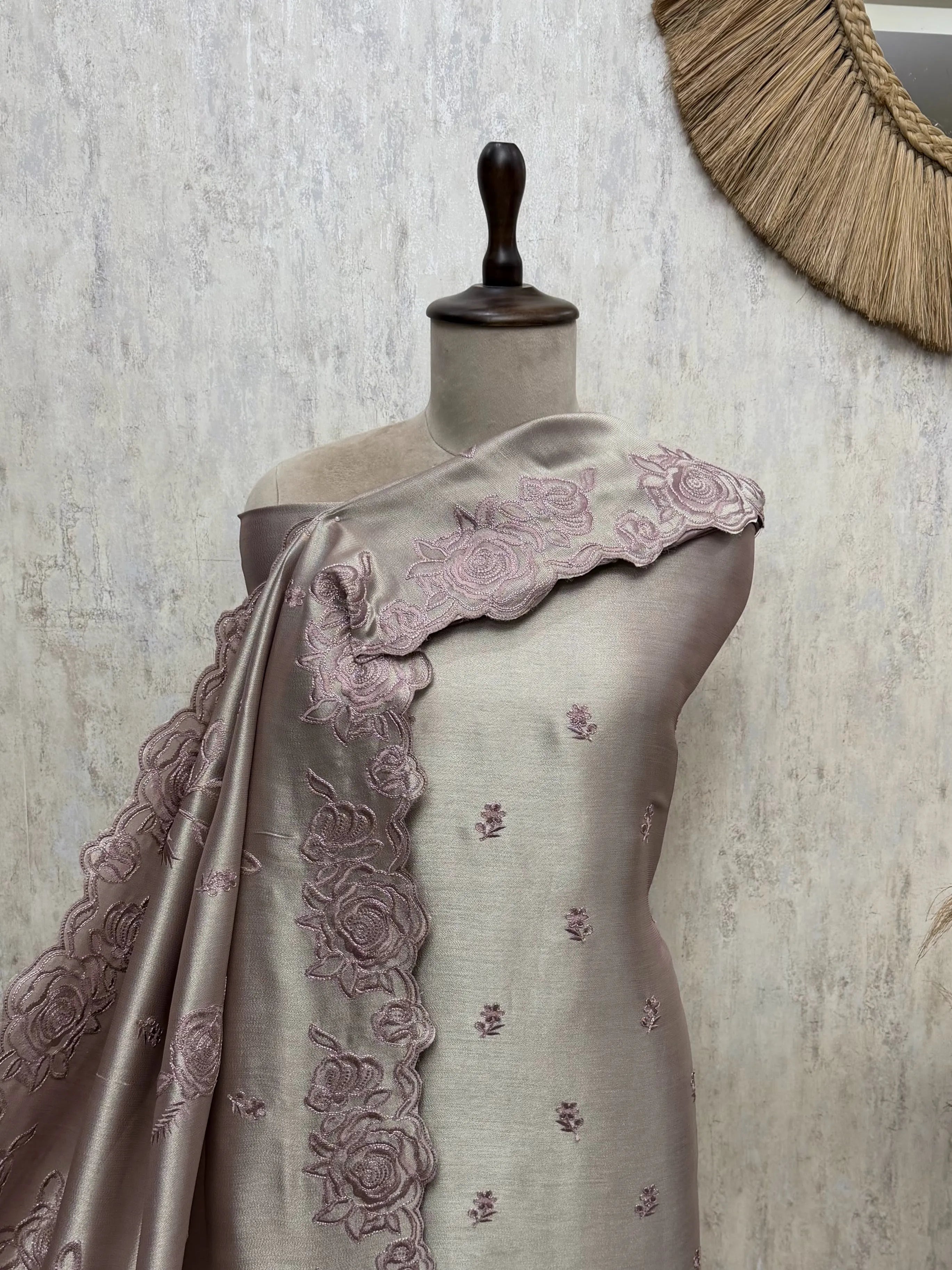 Ethereal Giraffe Tissue Unstitched suits