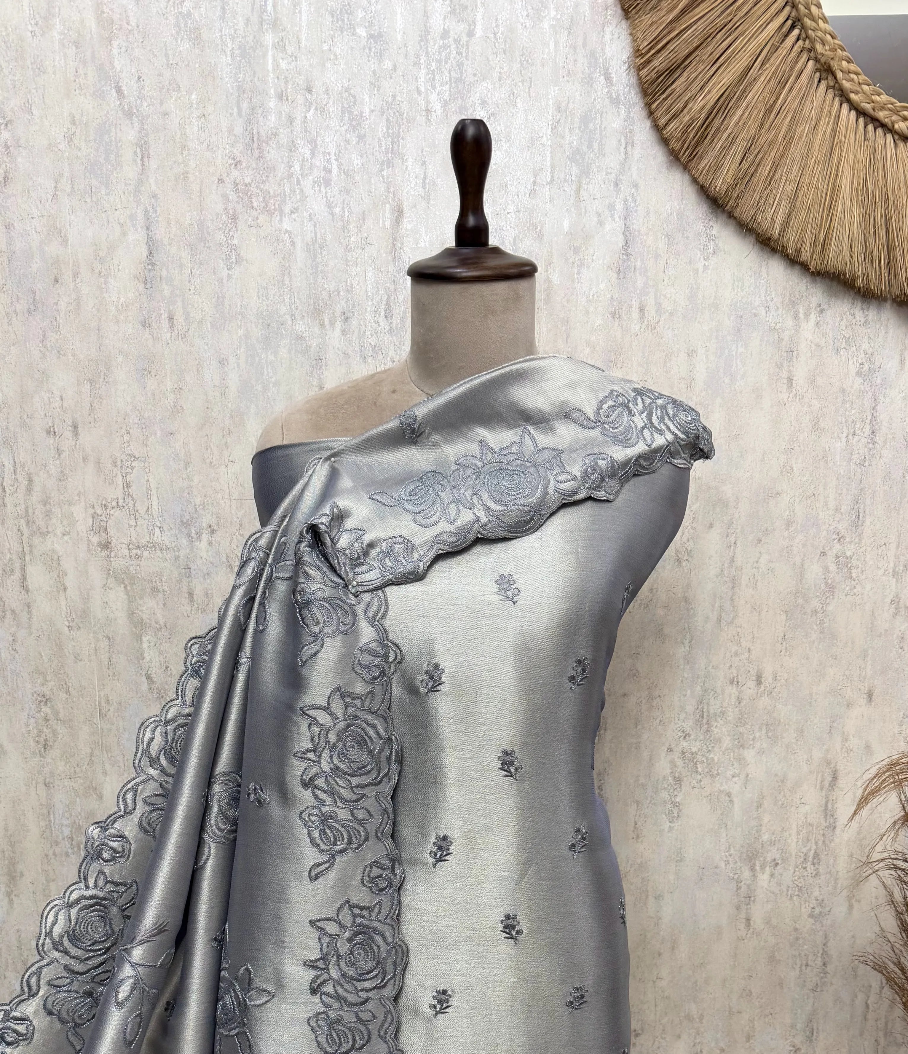 Ethereal Giraffe Tissue Unstitched suits