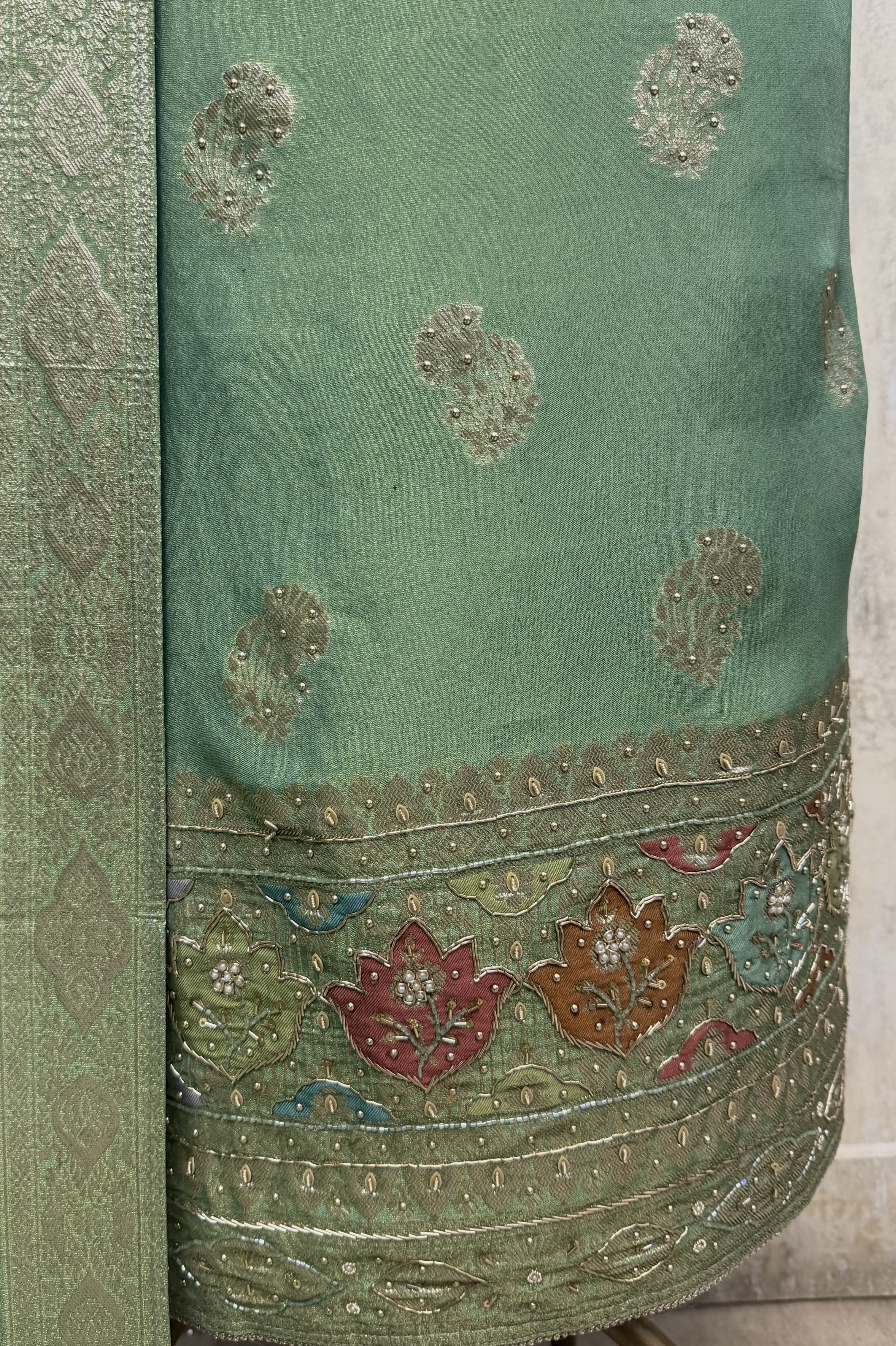Tissue Exquisite Ensemble Unstitched Suits
