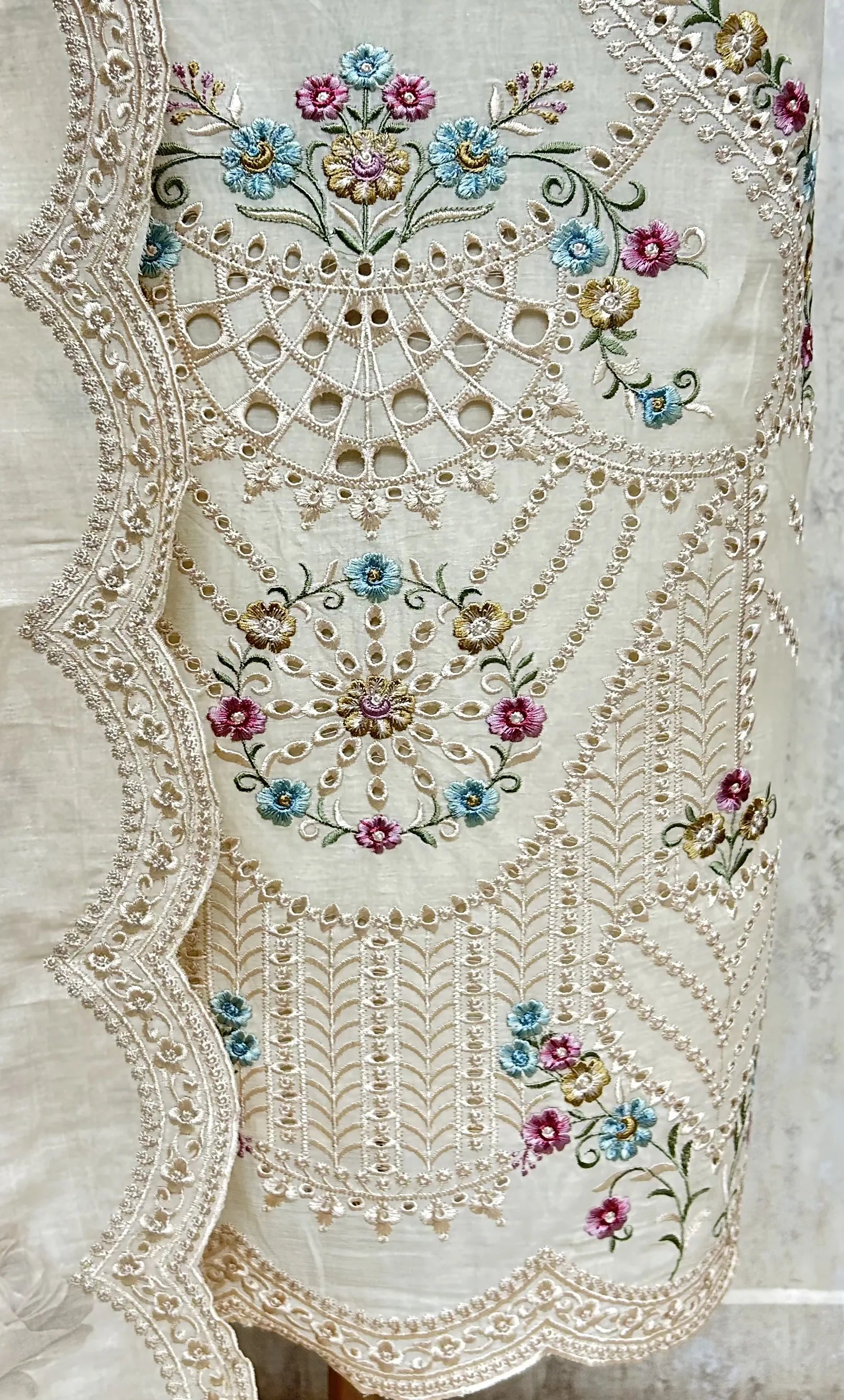 Delicate Floral Charm Mul chanderi Unstitched suit