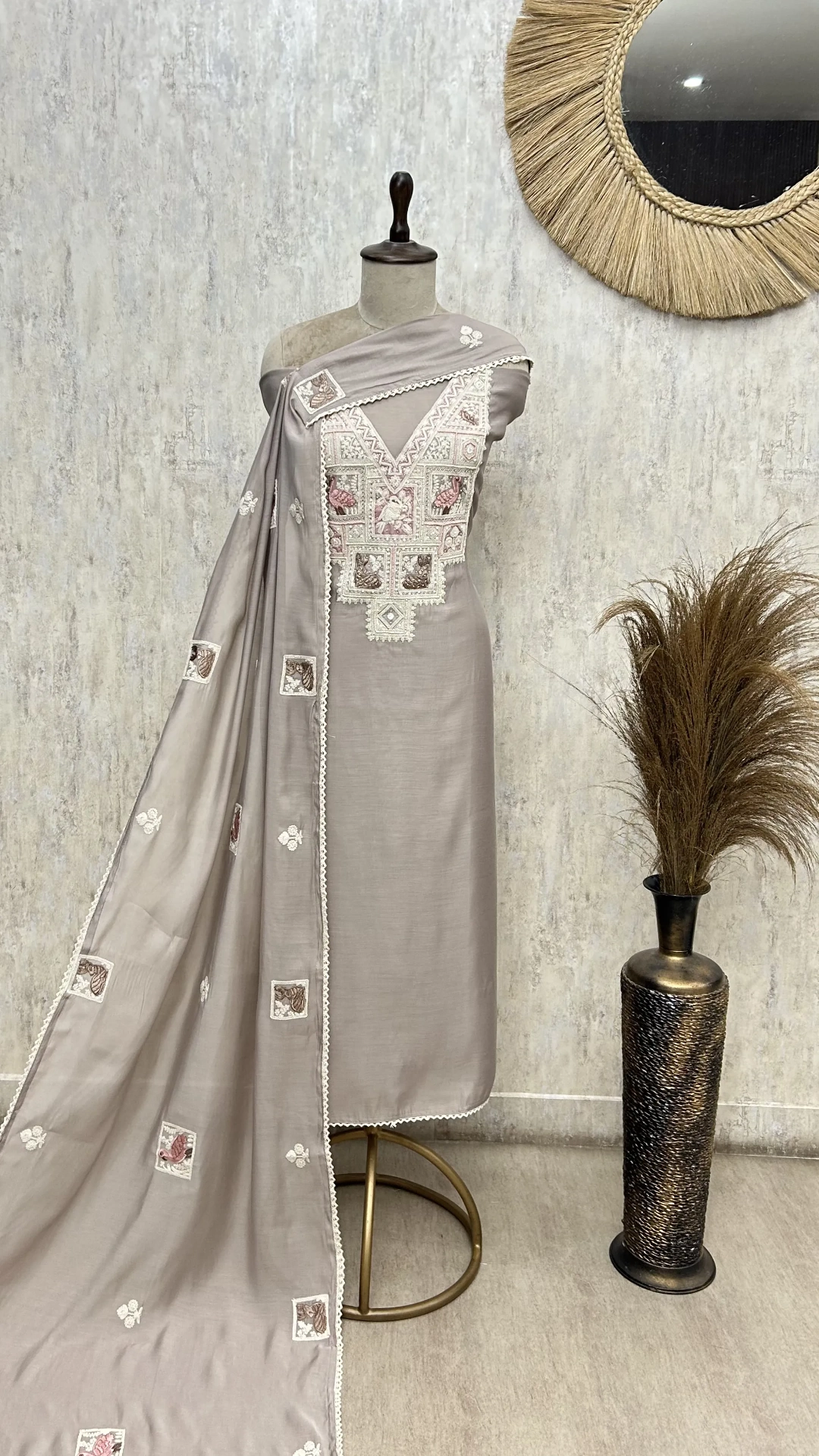 Vintage motid Mul chanderi Unstitched suit