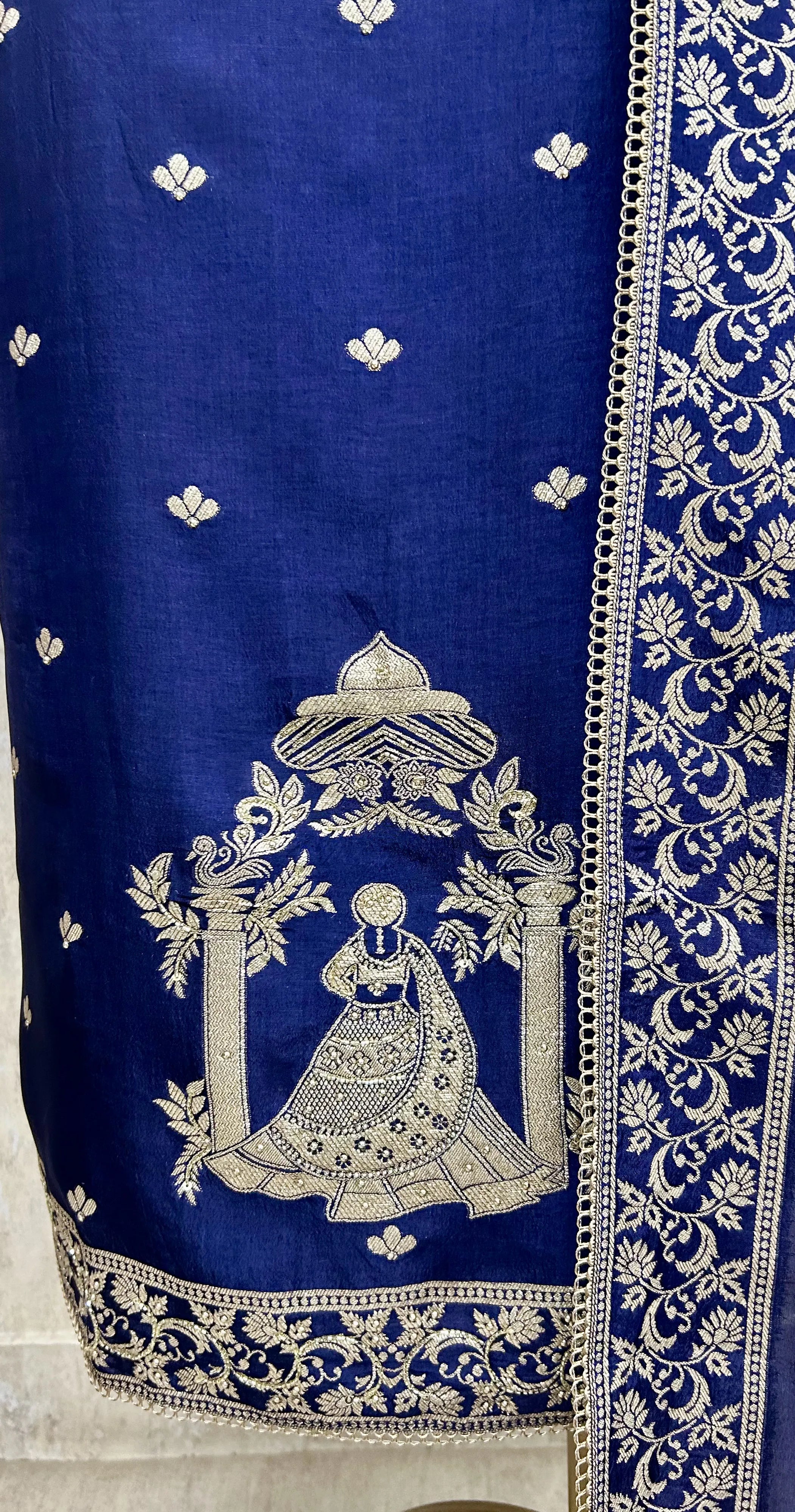 Karwa Chauth Special Dola Silk Unstitched Suit Set