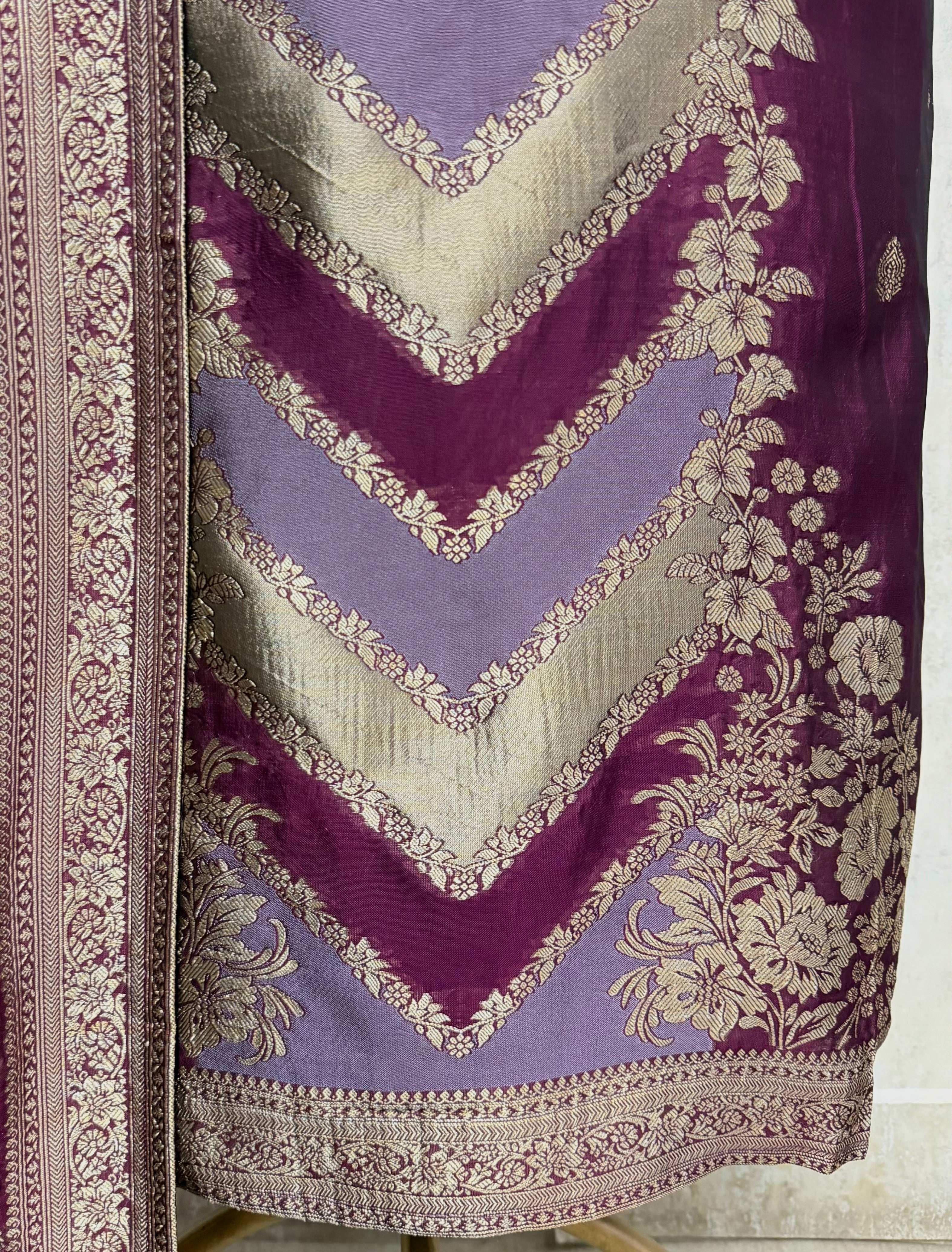 Aureate Kanjivaram  Silk Unstitched Suits