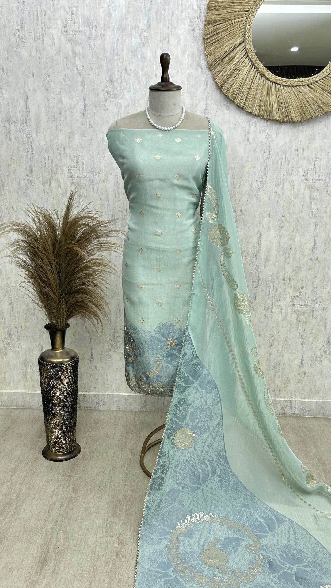 Hand Work Tissue Unstitched Suit Set