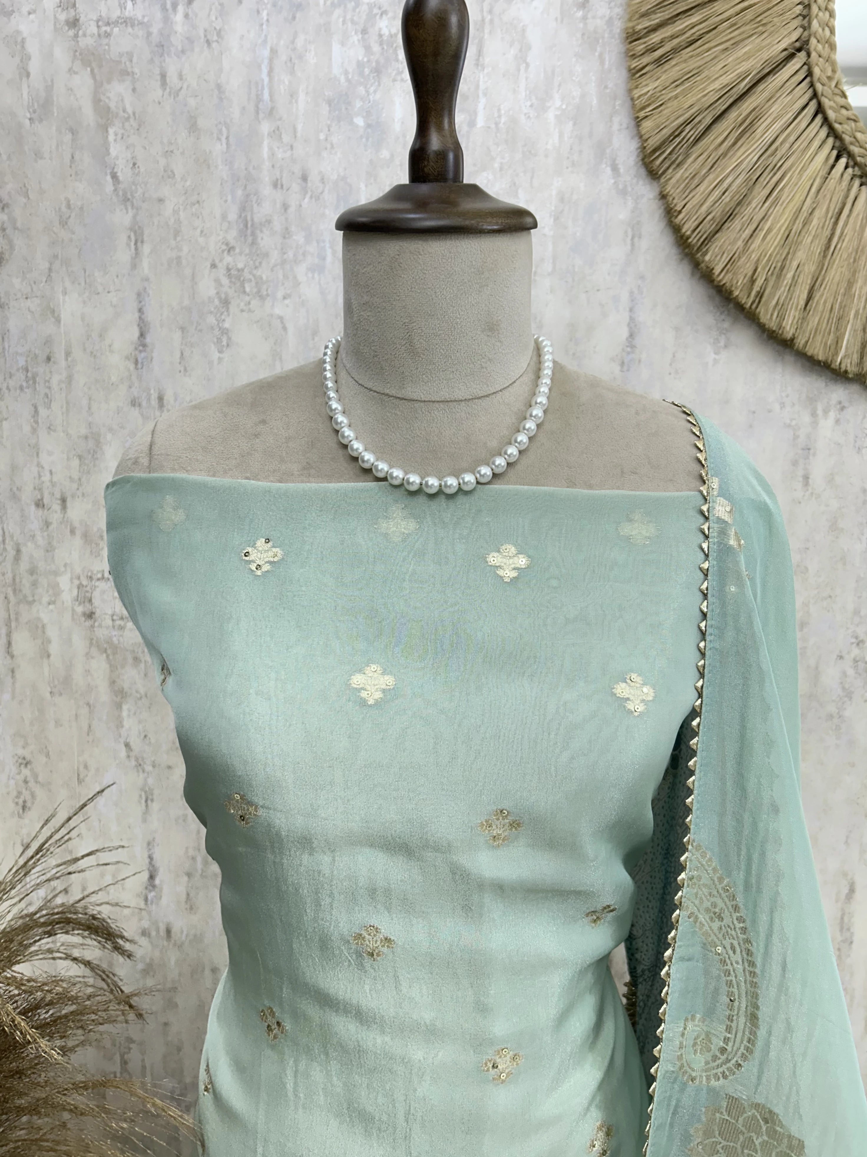 Hand Work Tissue Unstitched Suit Set