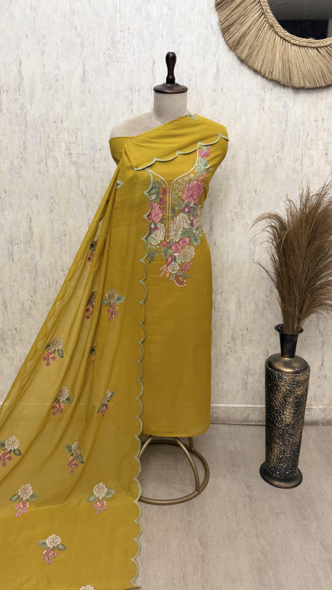 Natural Luster Of Mul Chanderi Unstitched Suits