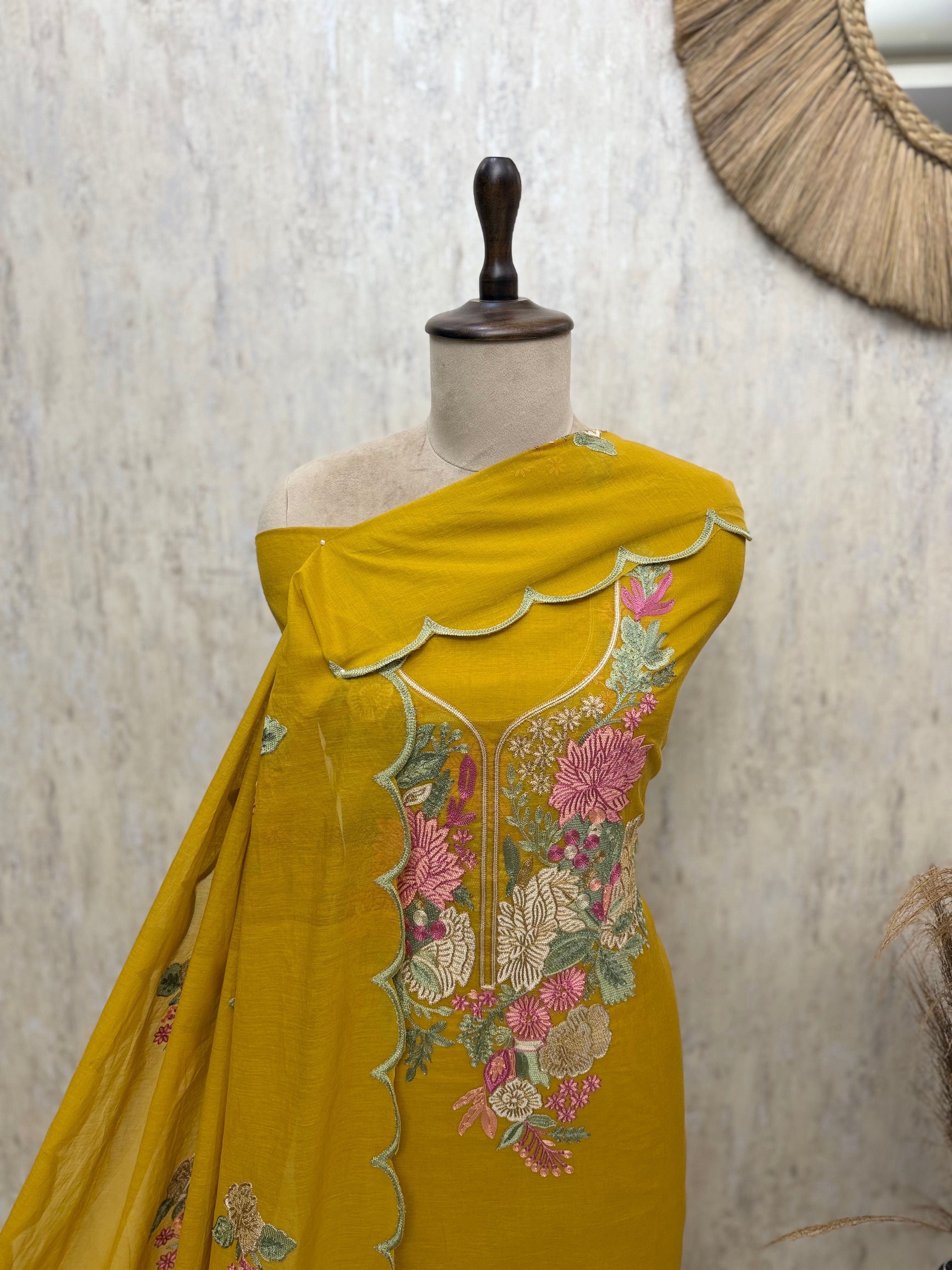 Natural Luster Of Mul Chanderi Unstitched Suits