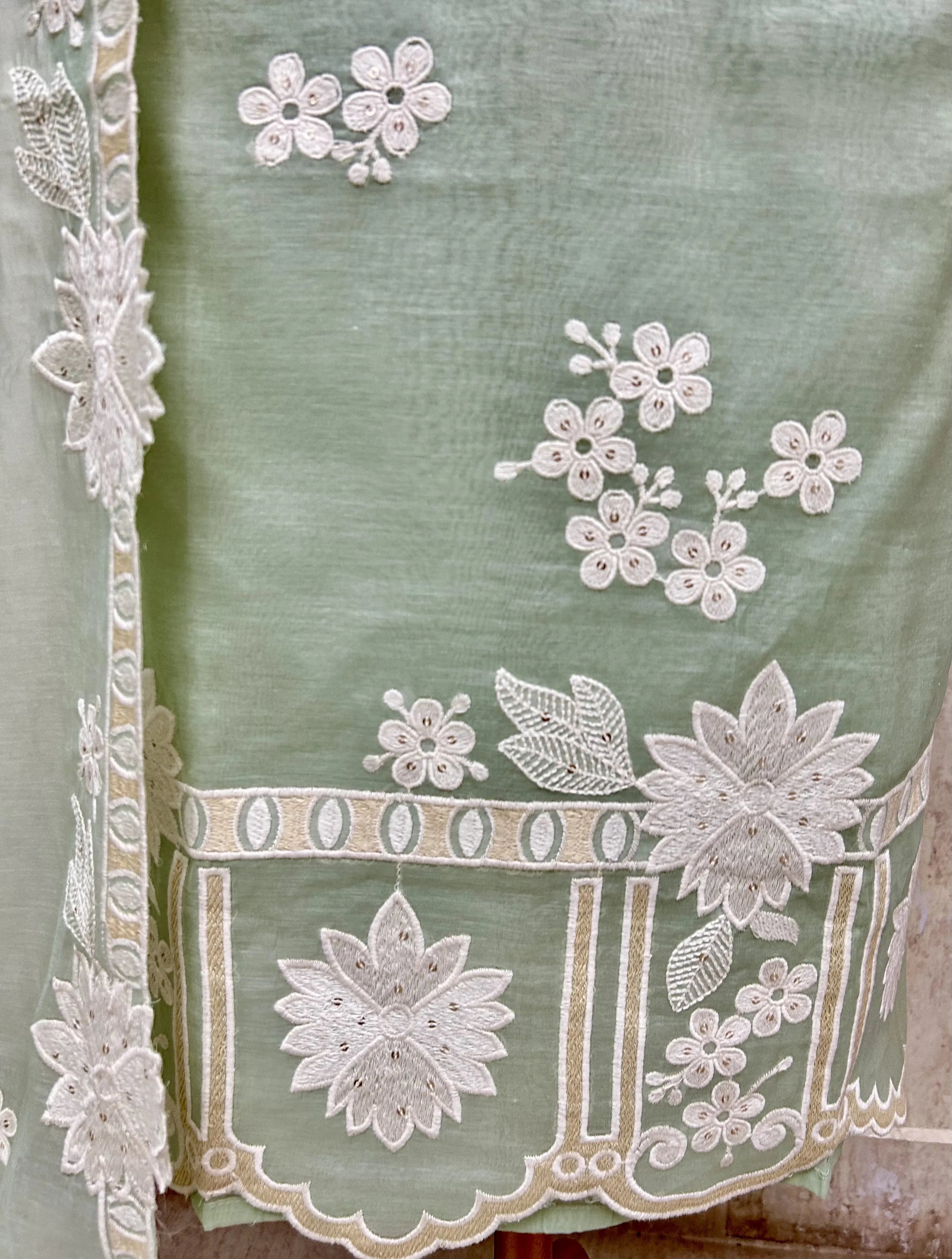 Elegant Mul chanderi Unstitched Suit