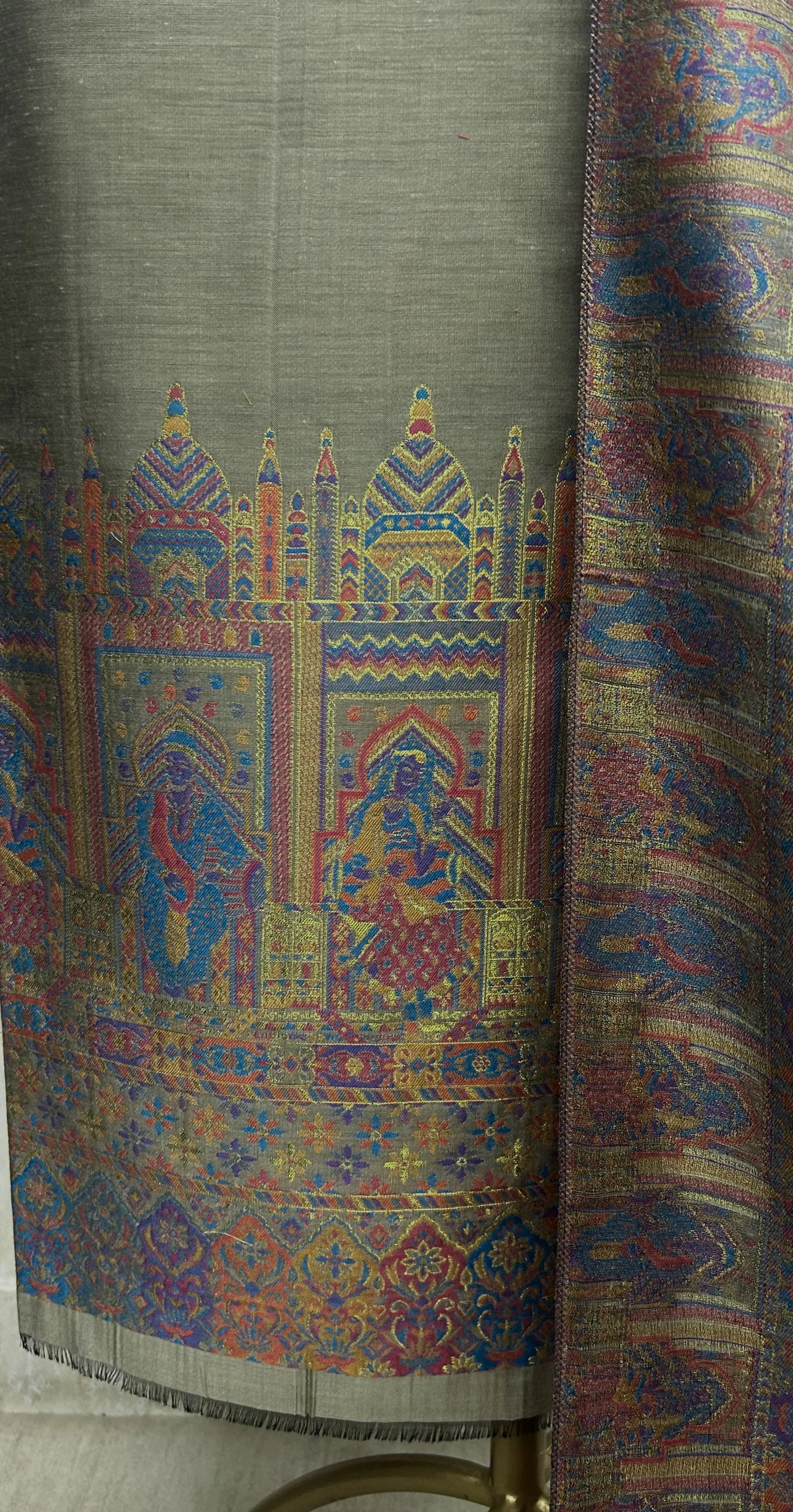 Kani Weaving Silk Unstitched Suit