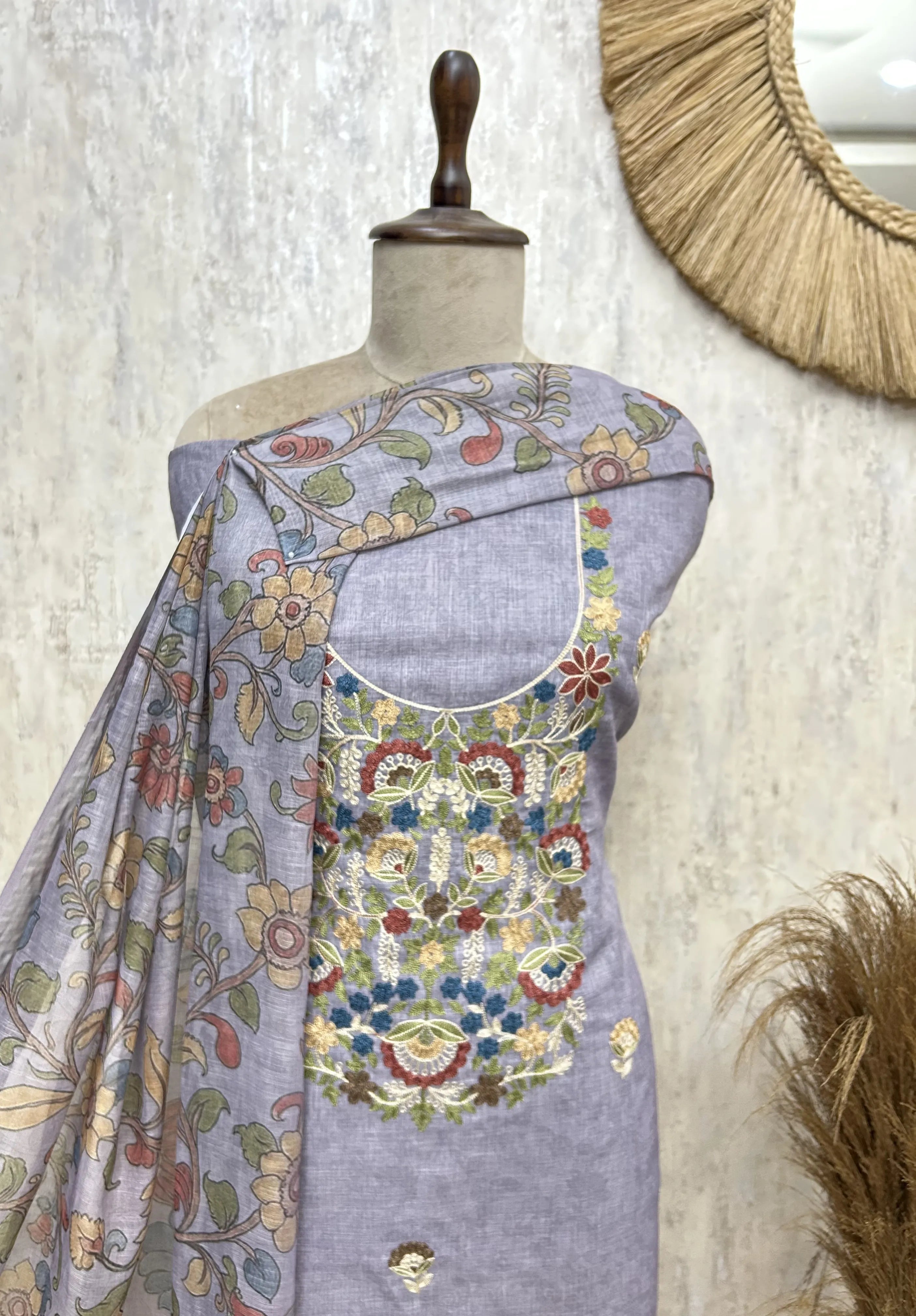 Floral Embroidered Linen Unstitched Suit