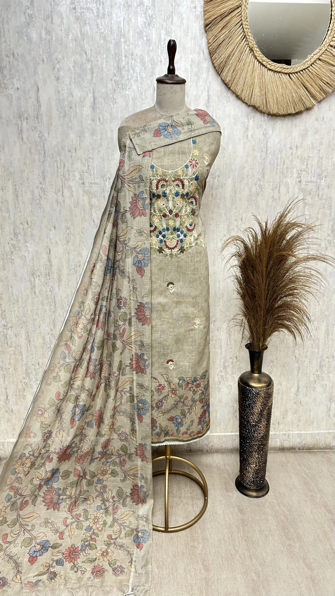 Floral Embroidered Linen Unstitched Suit