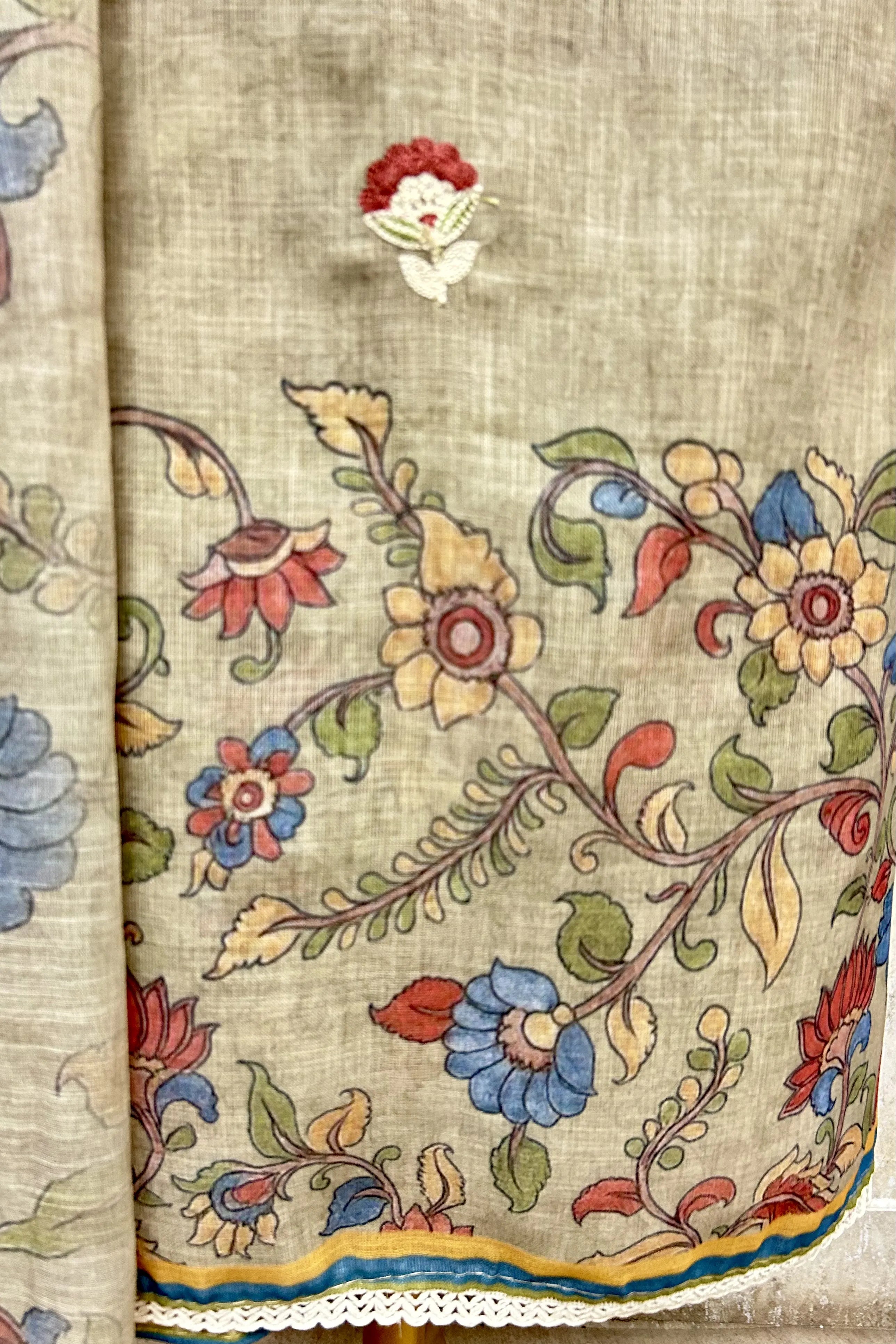 Floral Embroidered Linen Unstitched Suit