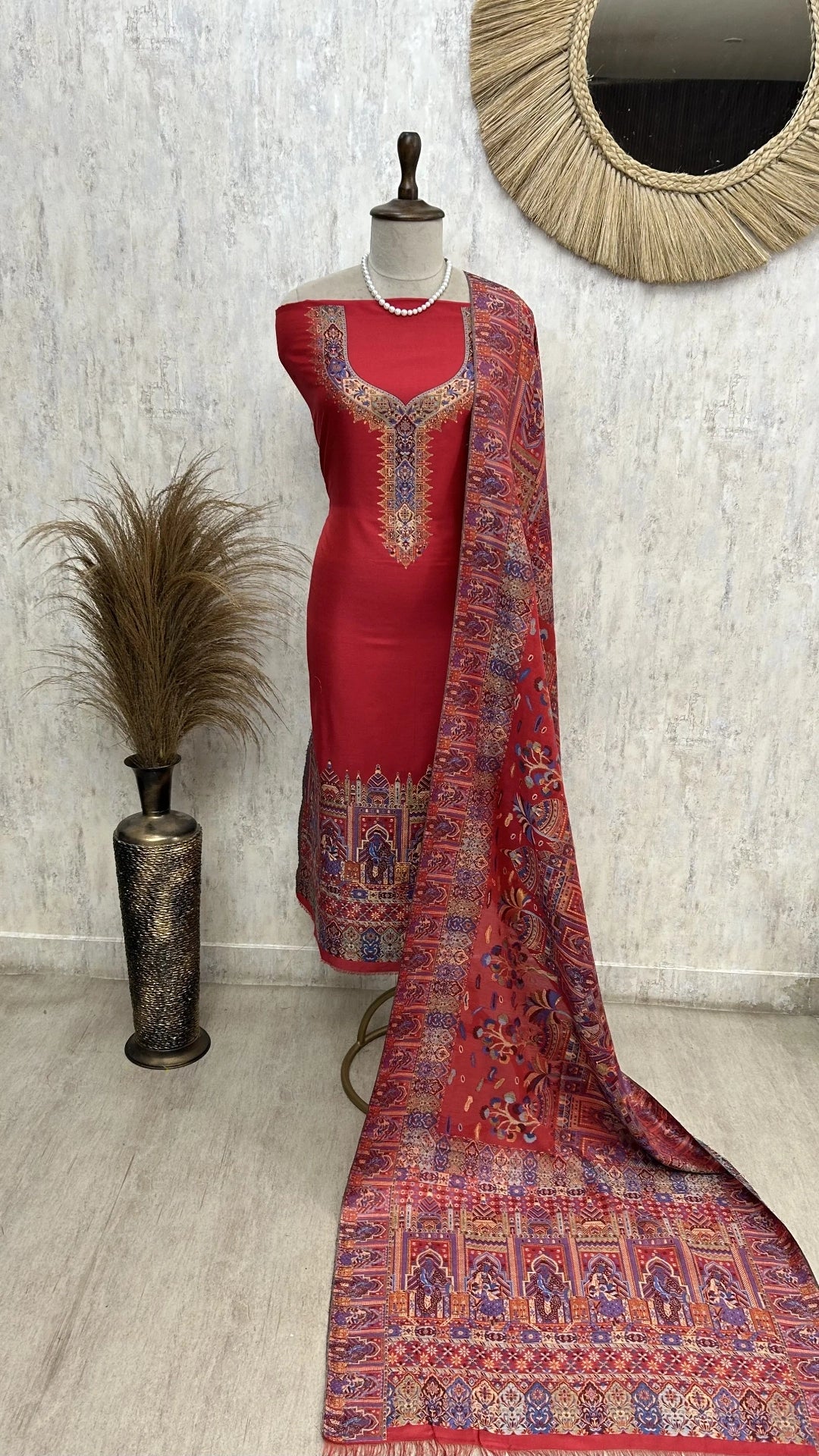 Kani Weaving Silk Unstitched Suit