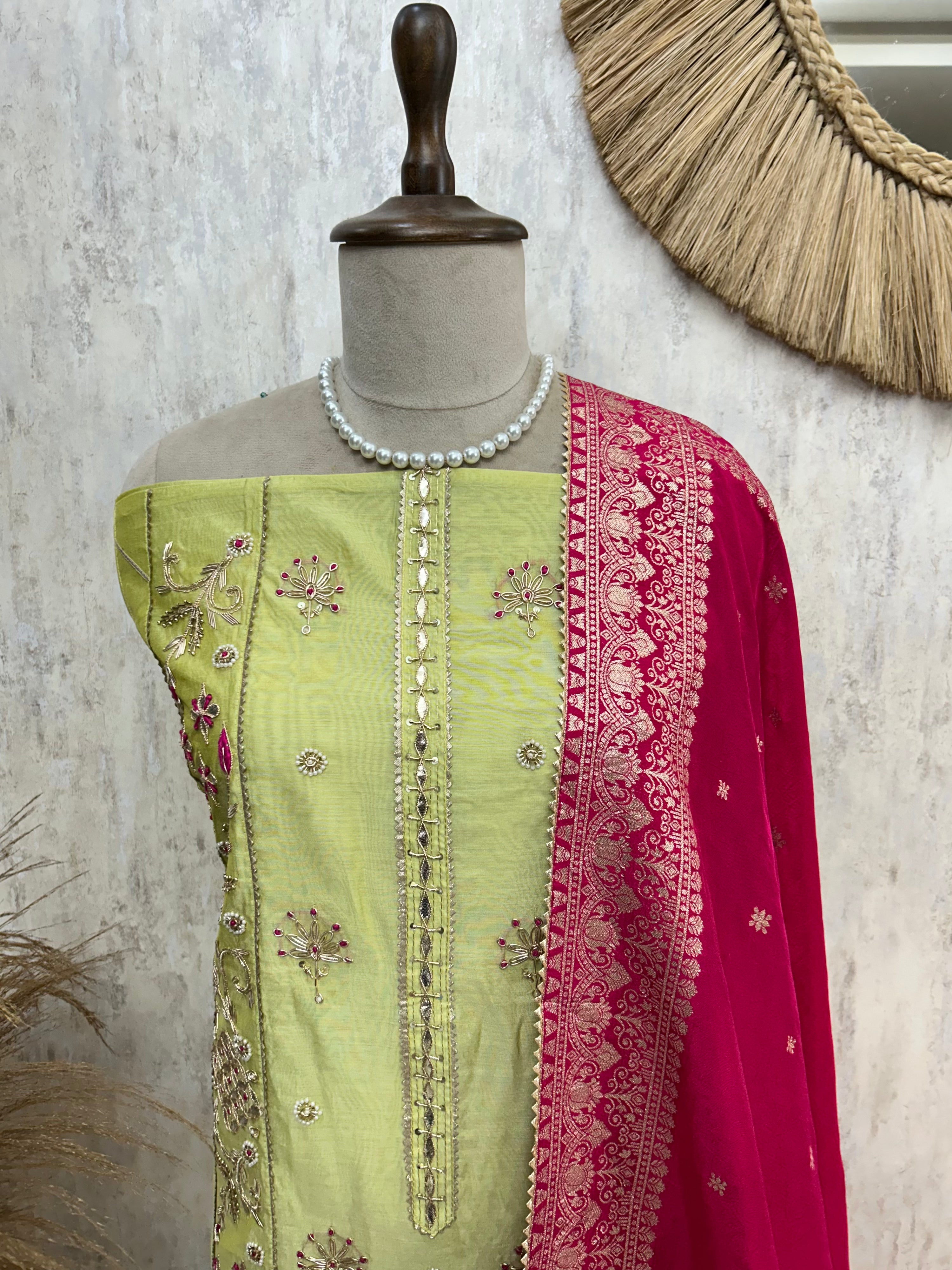 Elegant panel unstitched suit set