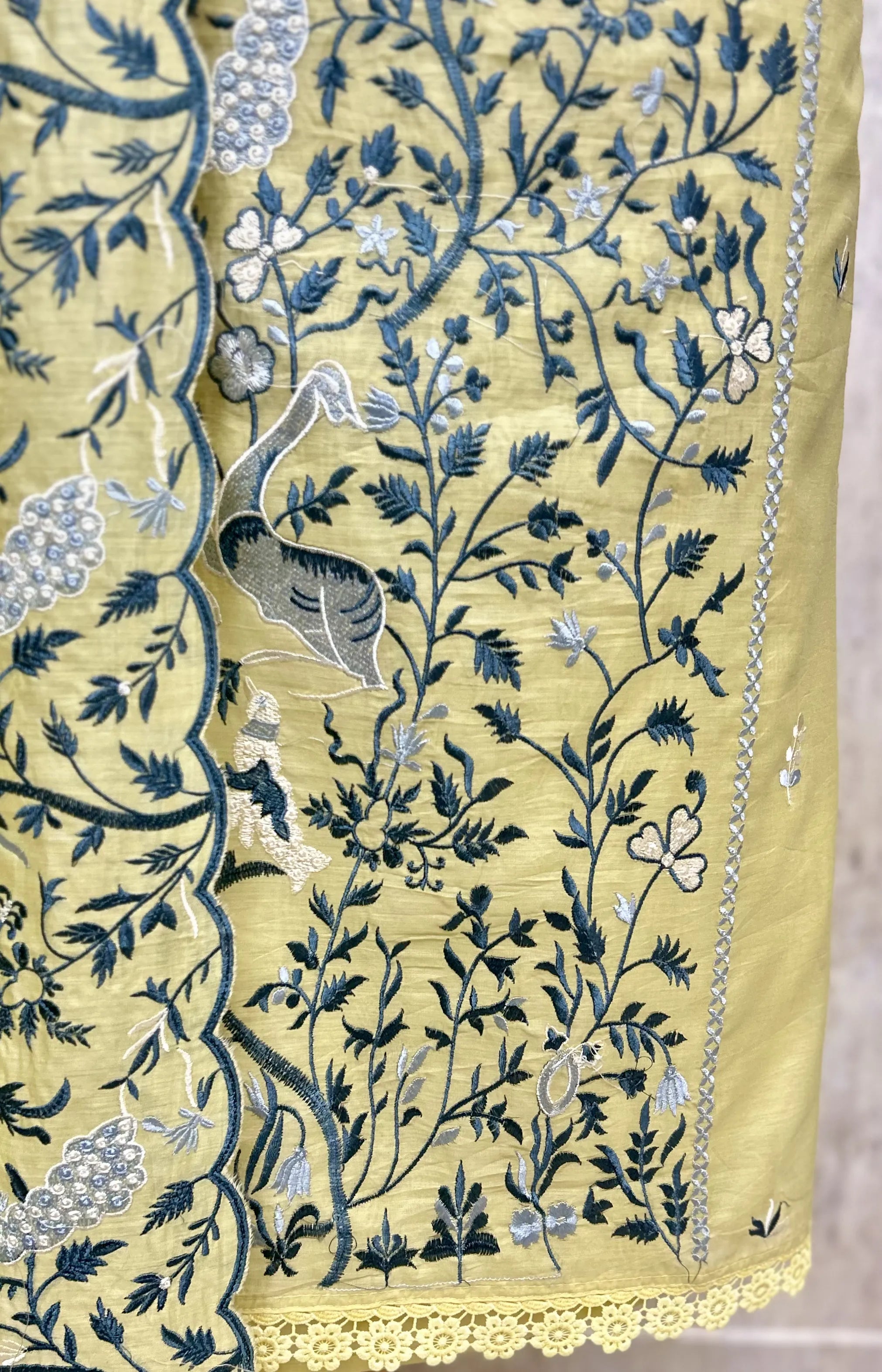 Floral Mul chanderi Unstitched suit