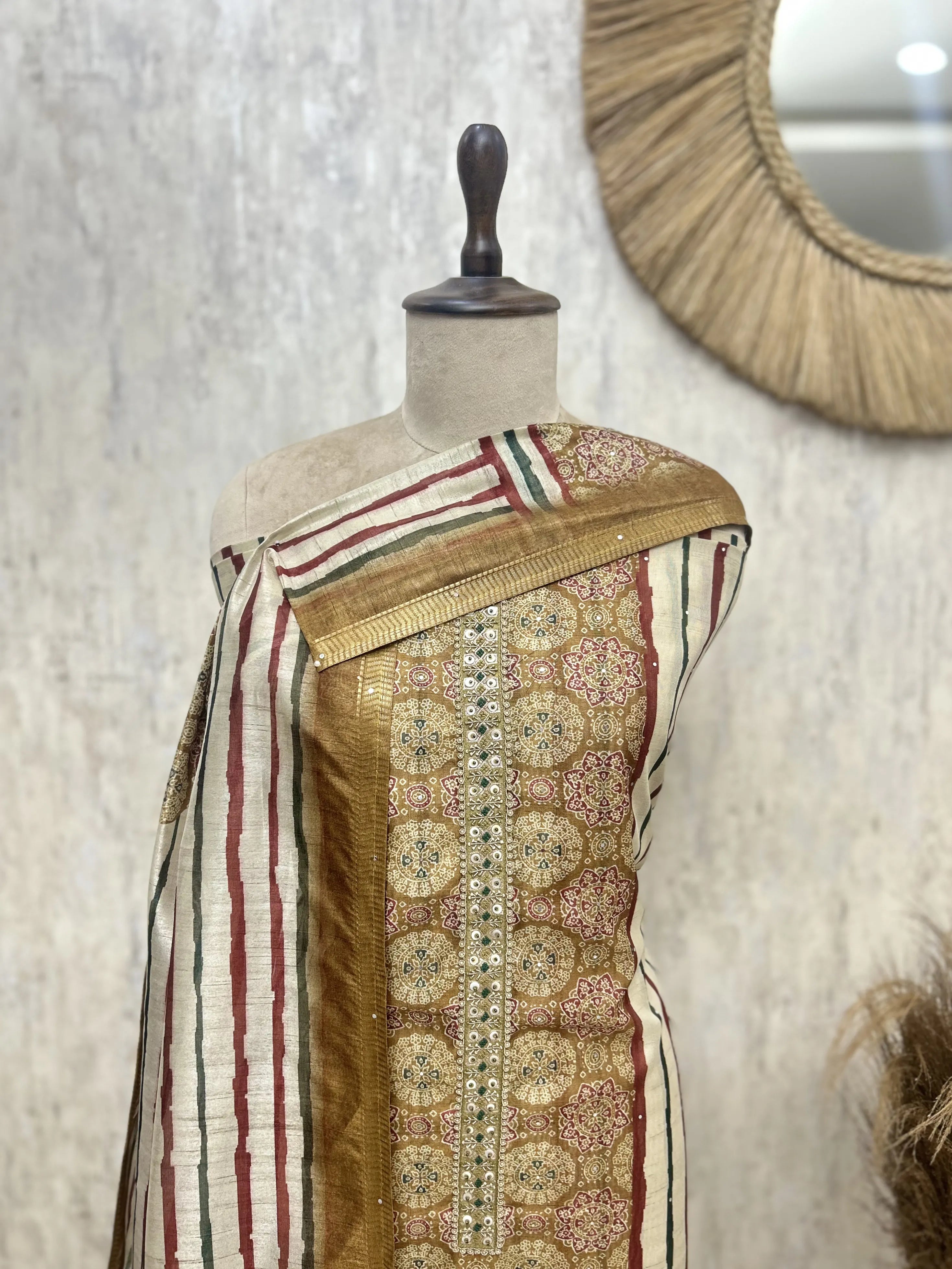 Summer Fabric Maheshwari Unstitched suit