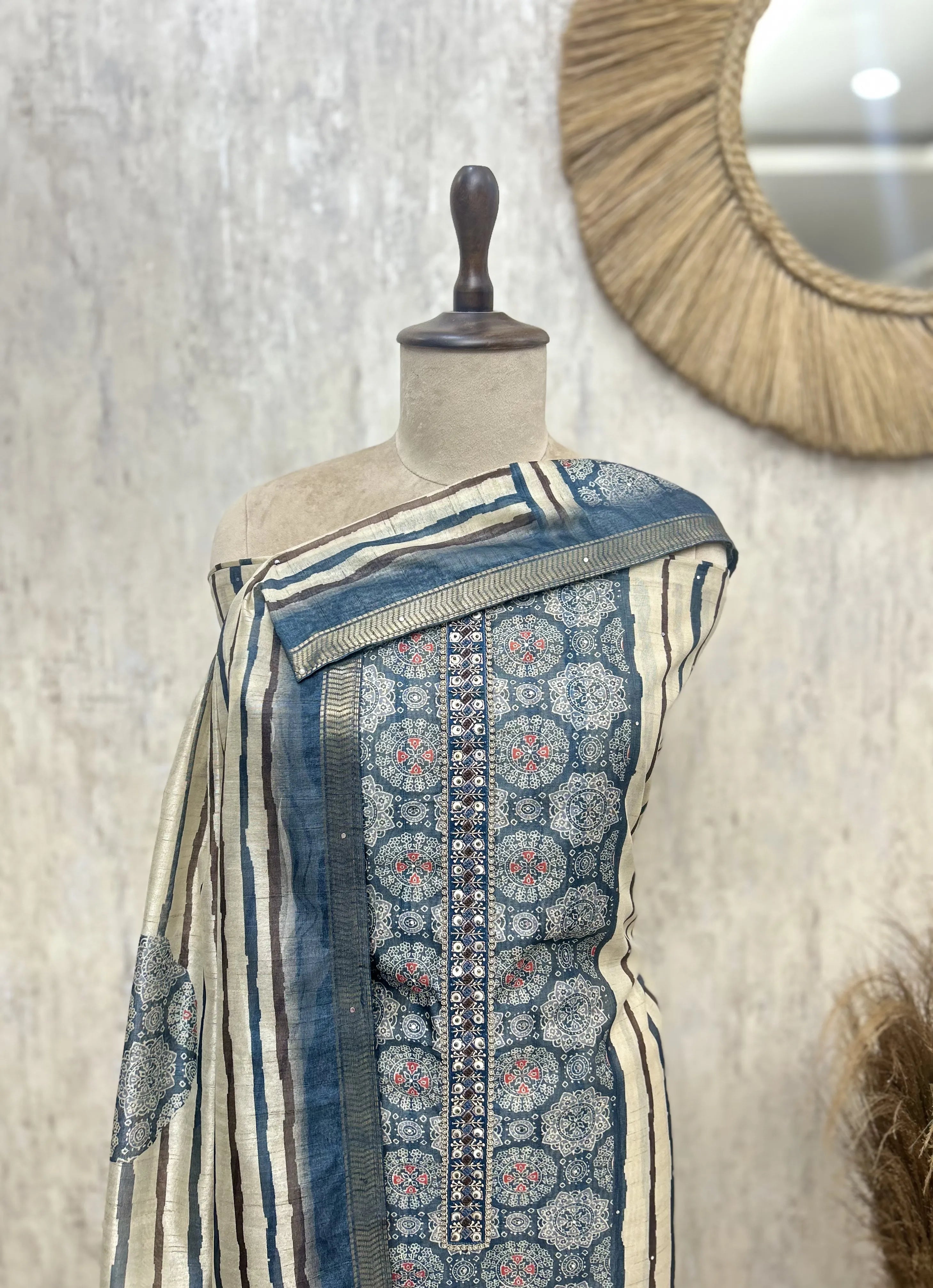Summer Fabric Maheshwari Unstitched suit