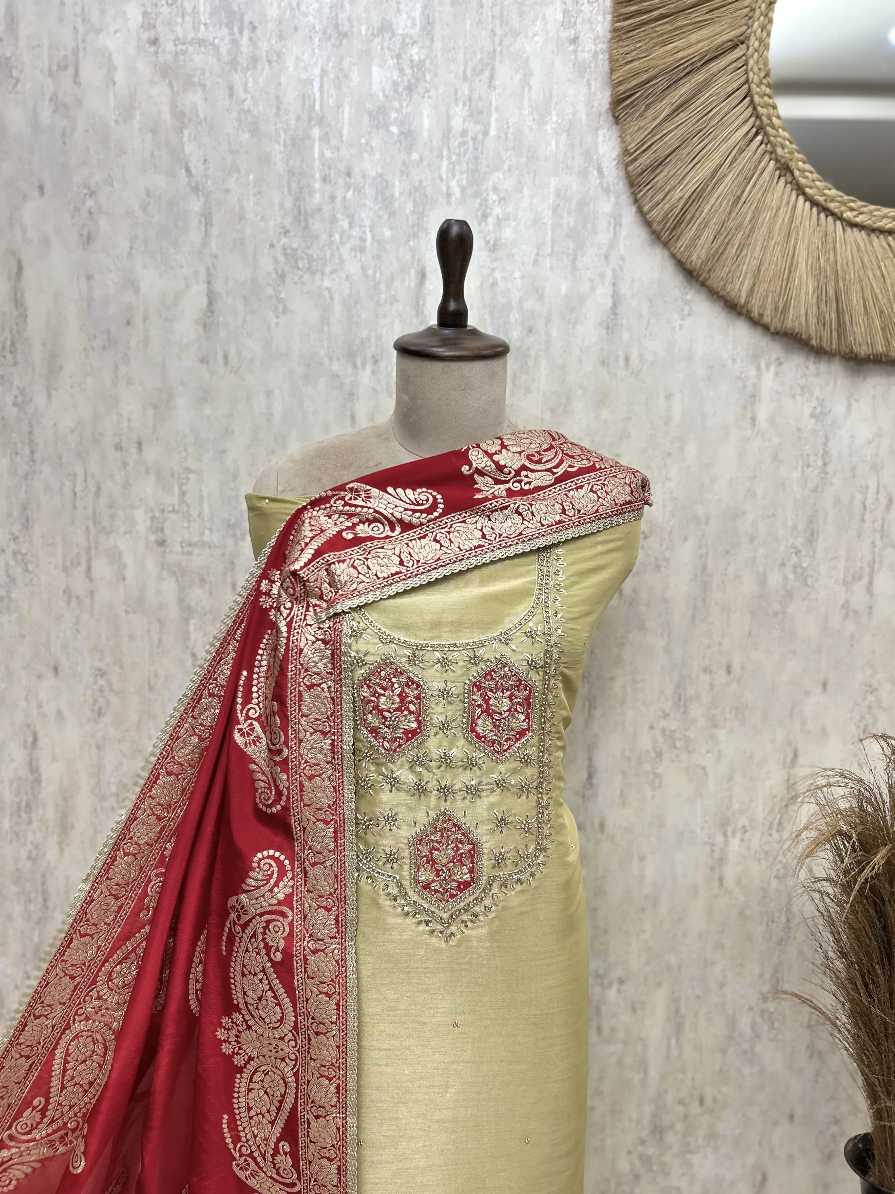 Touch of traditional Giraffe Tissue Unstitched Suits
