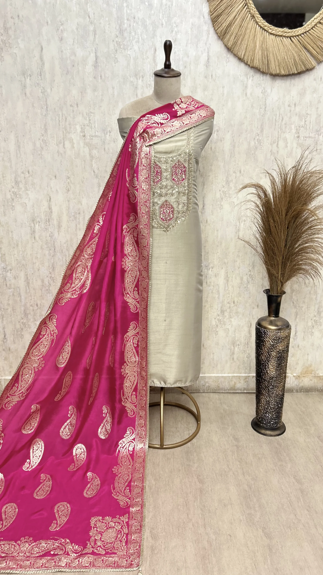 Touch of traditional Giraffe Tissue Unstitched Suits