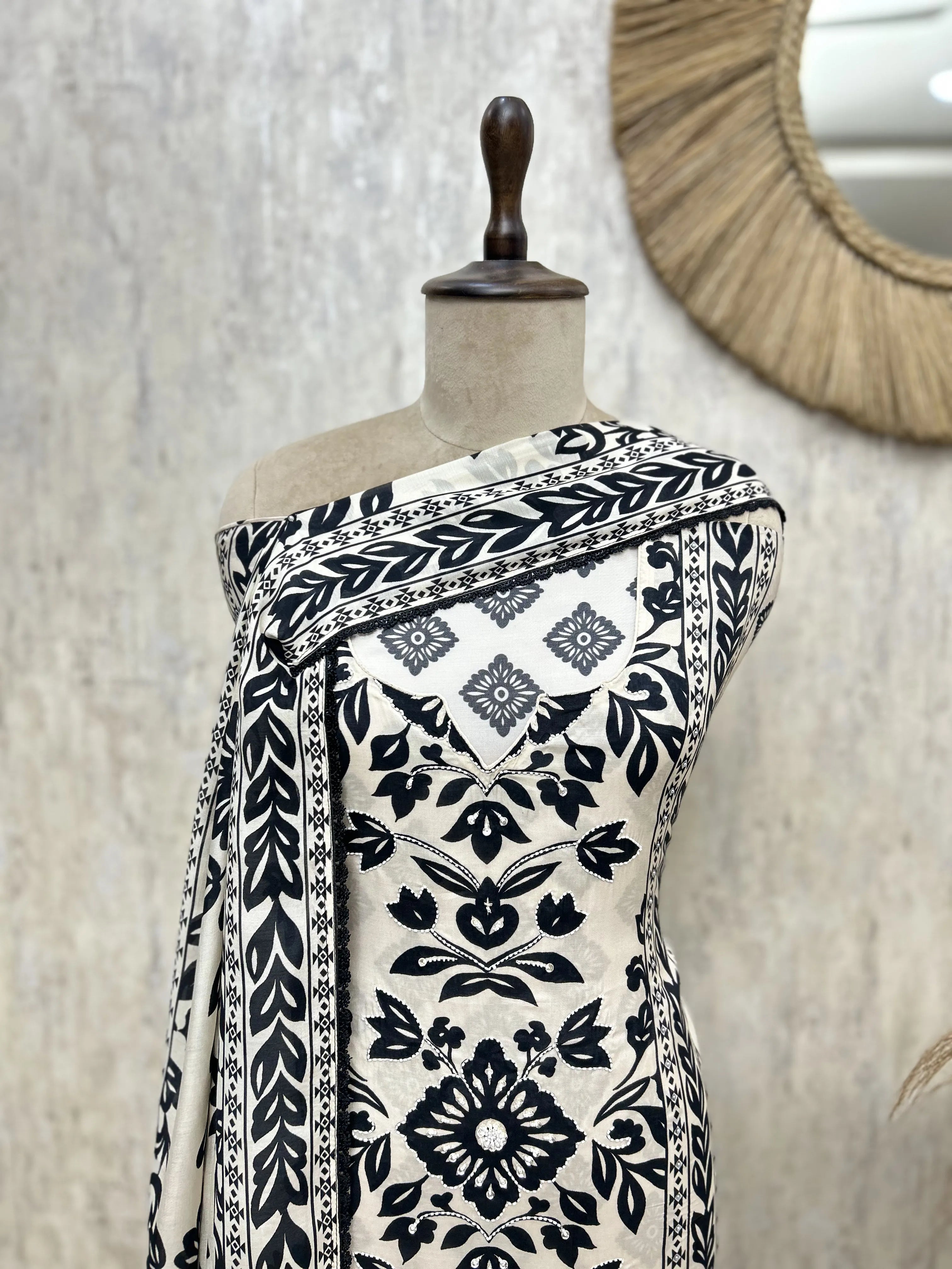 Ethereal Muslin Elegance Unstitched suit