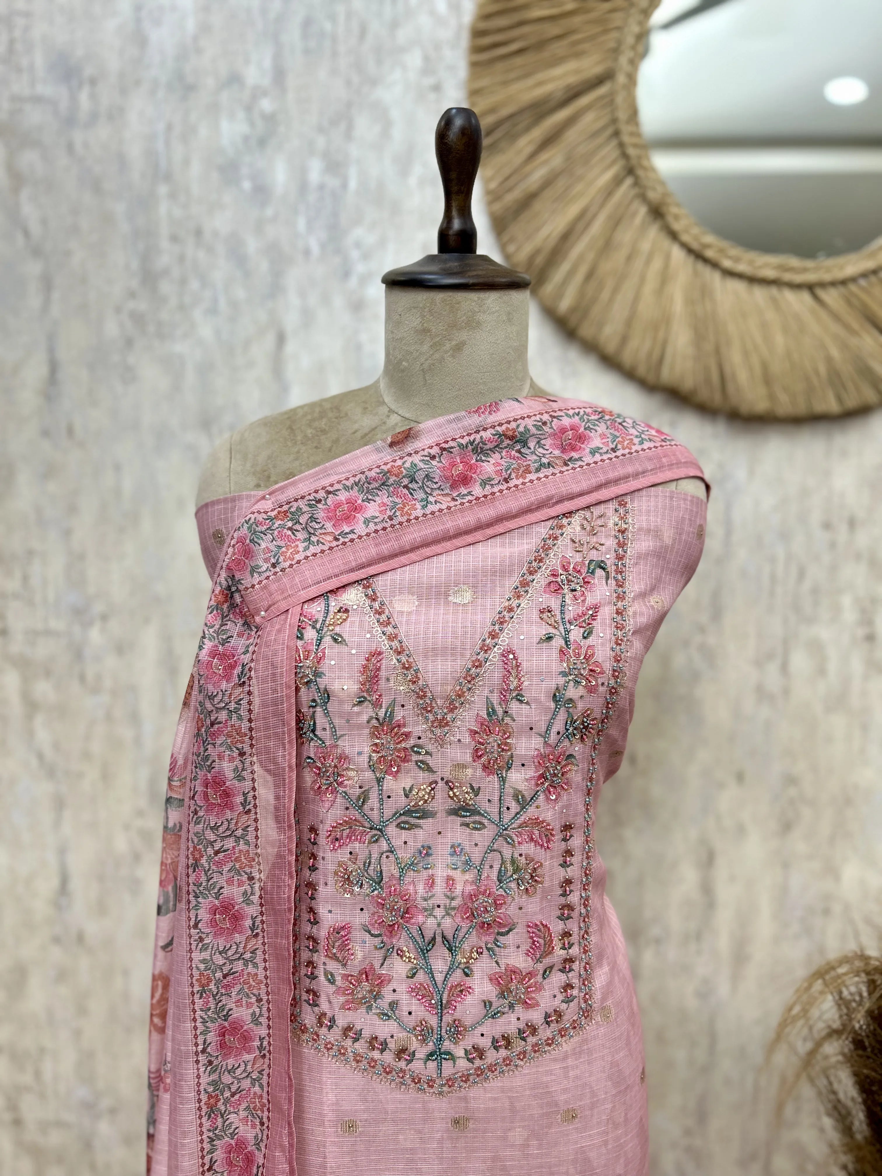 Unik Style Kota Unstitched suit