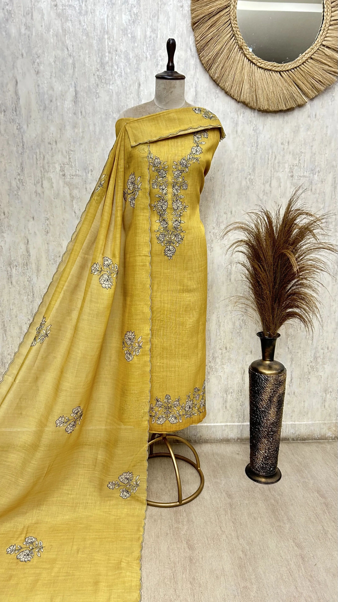Traditional Tissue linen Unstitched suit