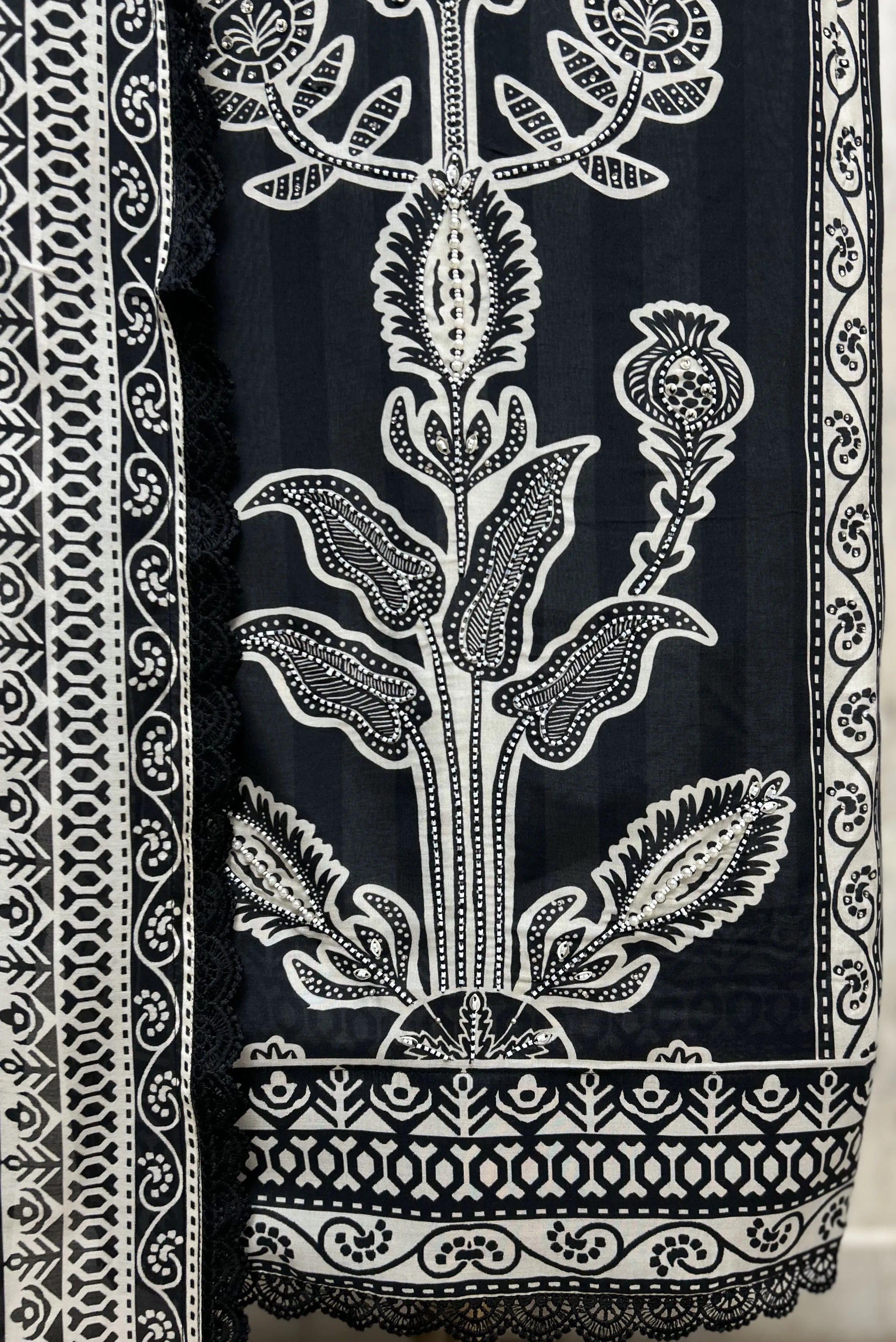 Midnight Floral Printed Muslin Unstitched suit