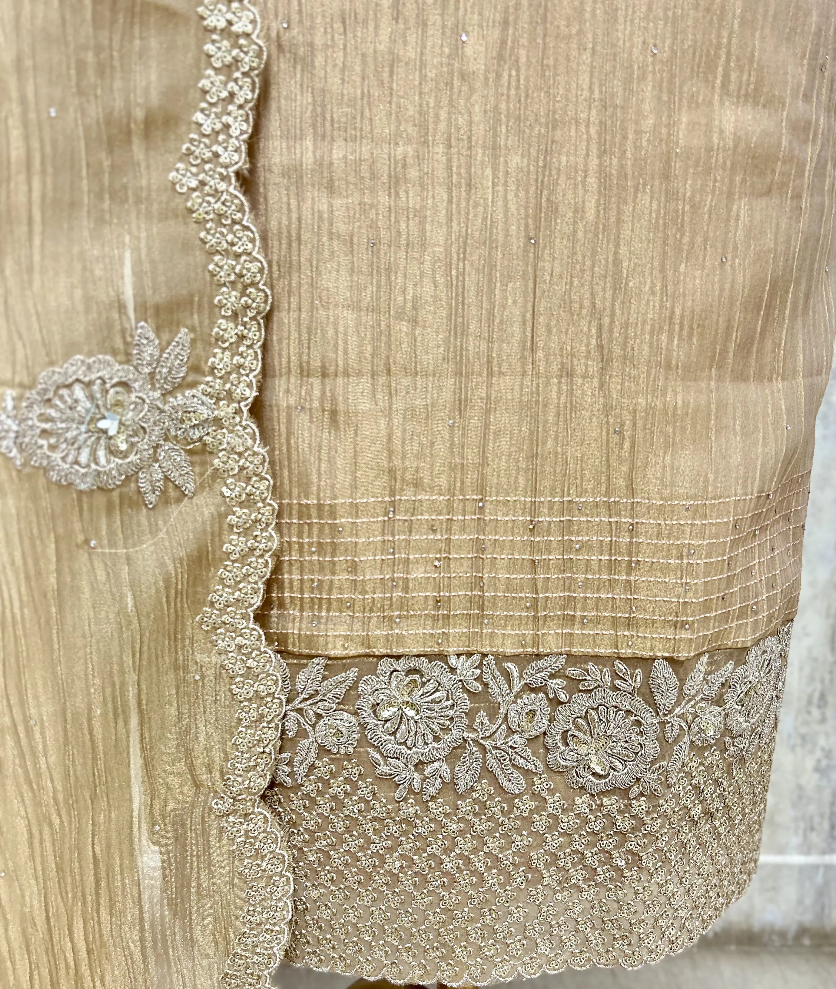 Elegant Ethnic Unstitched Crush tissue Suit