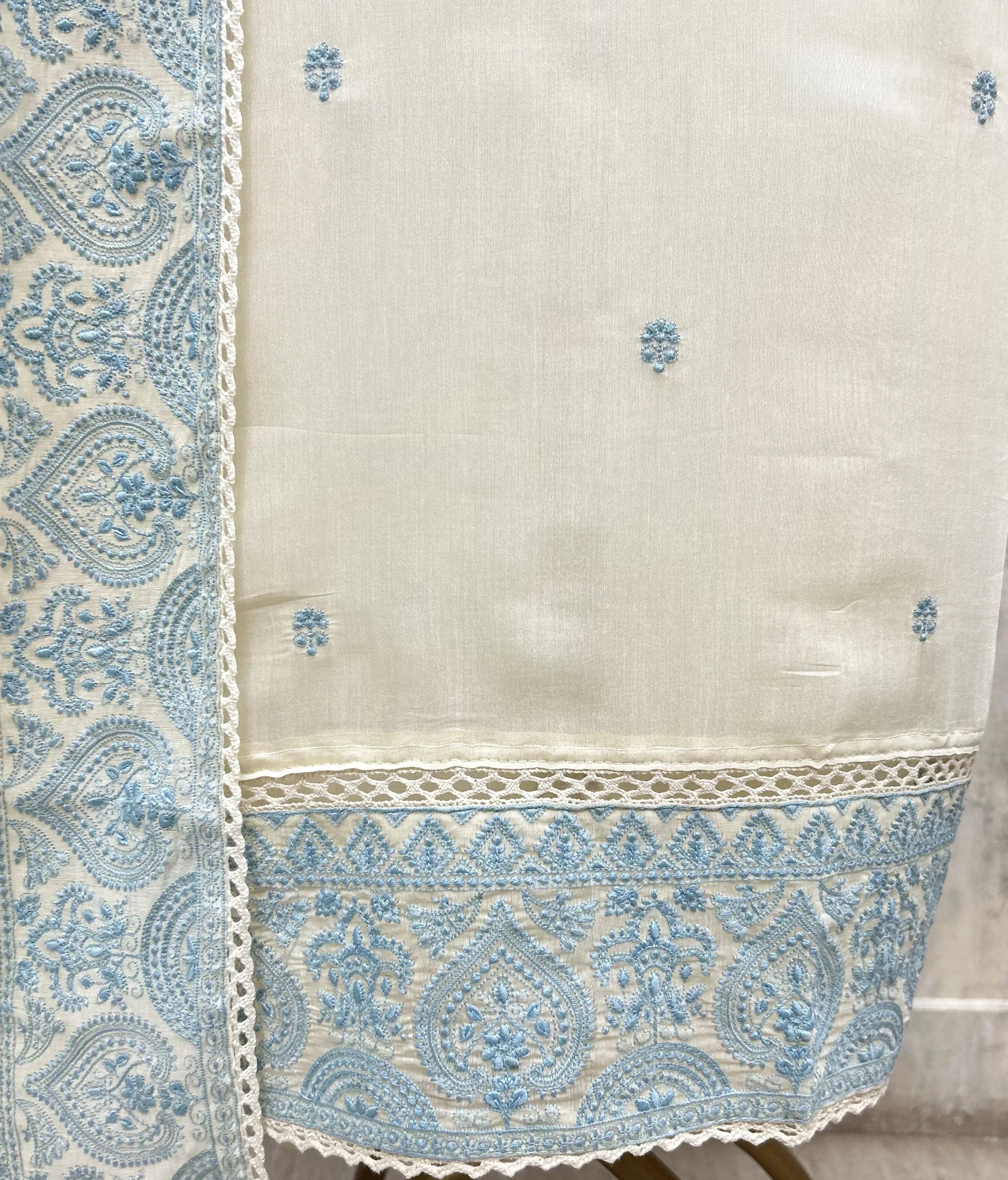 Mul Chikankari Unstitched Suit
