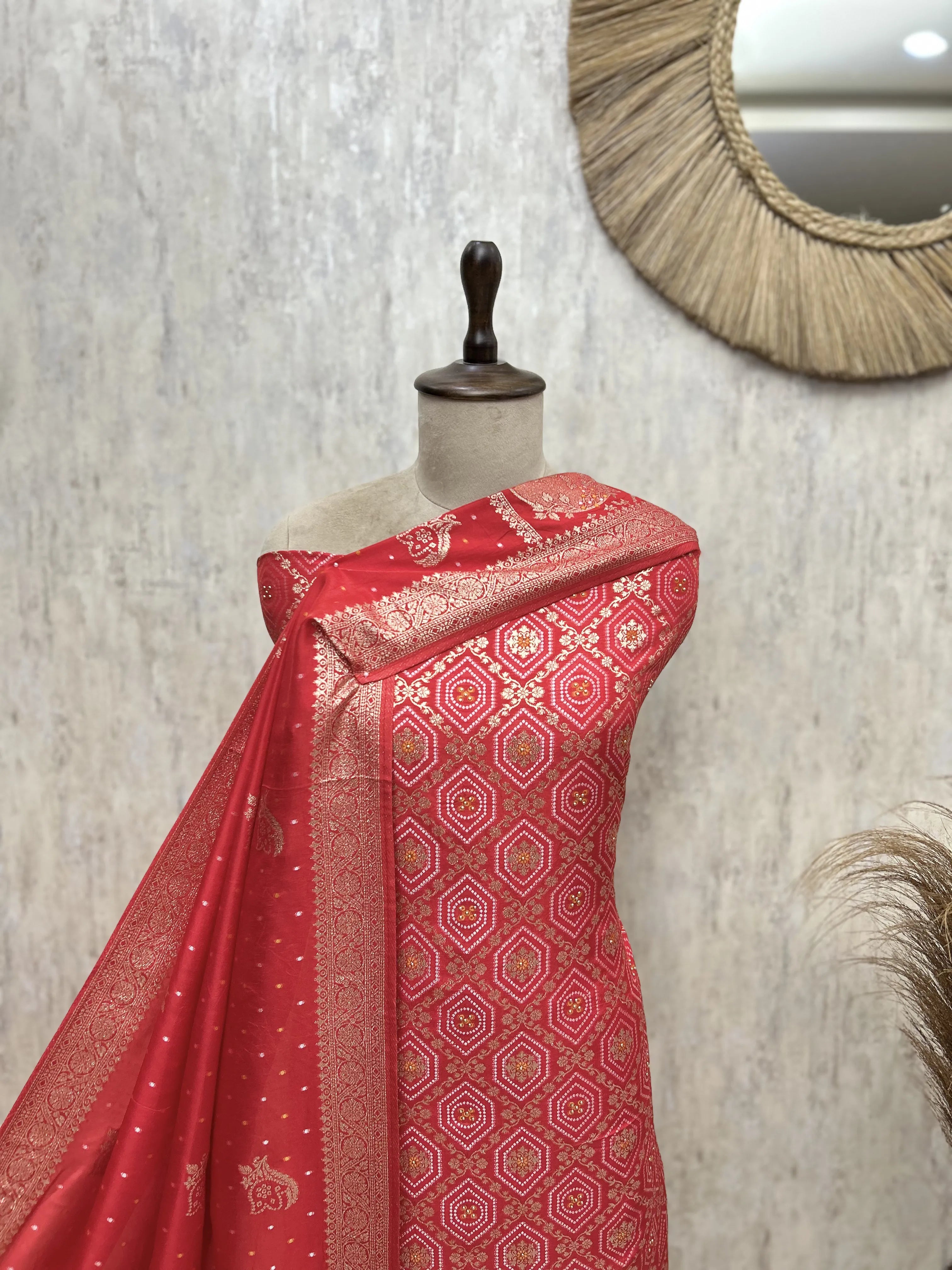 Ornate Allure Dola Silk Unstitched Suits