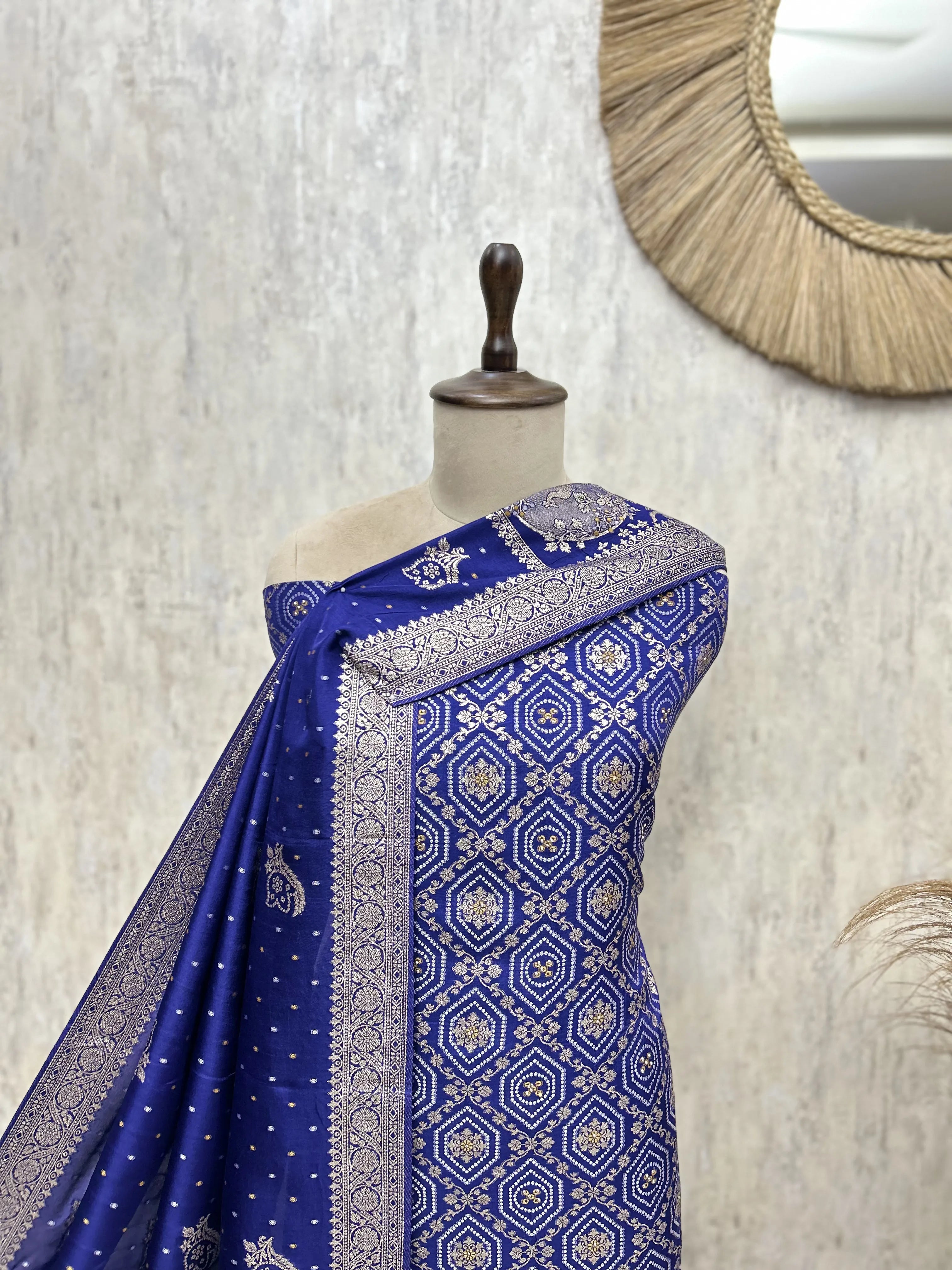 Ornate Allure Dola Silk Unstitched Suits