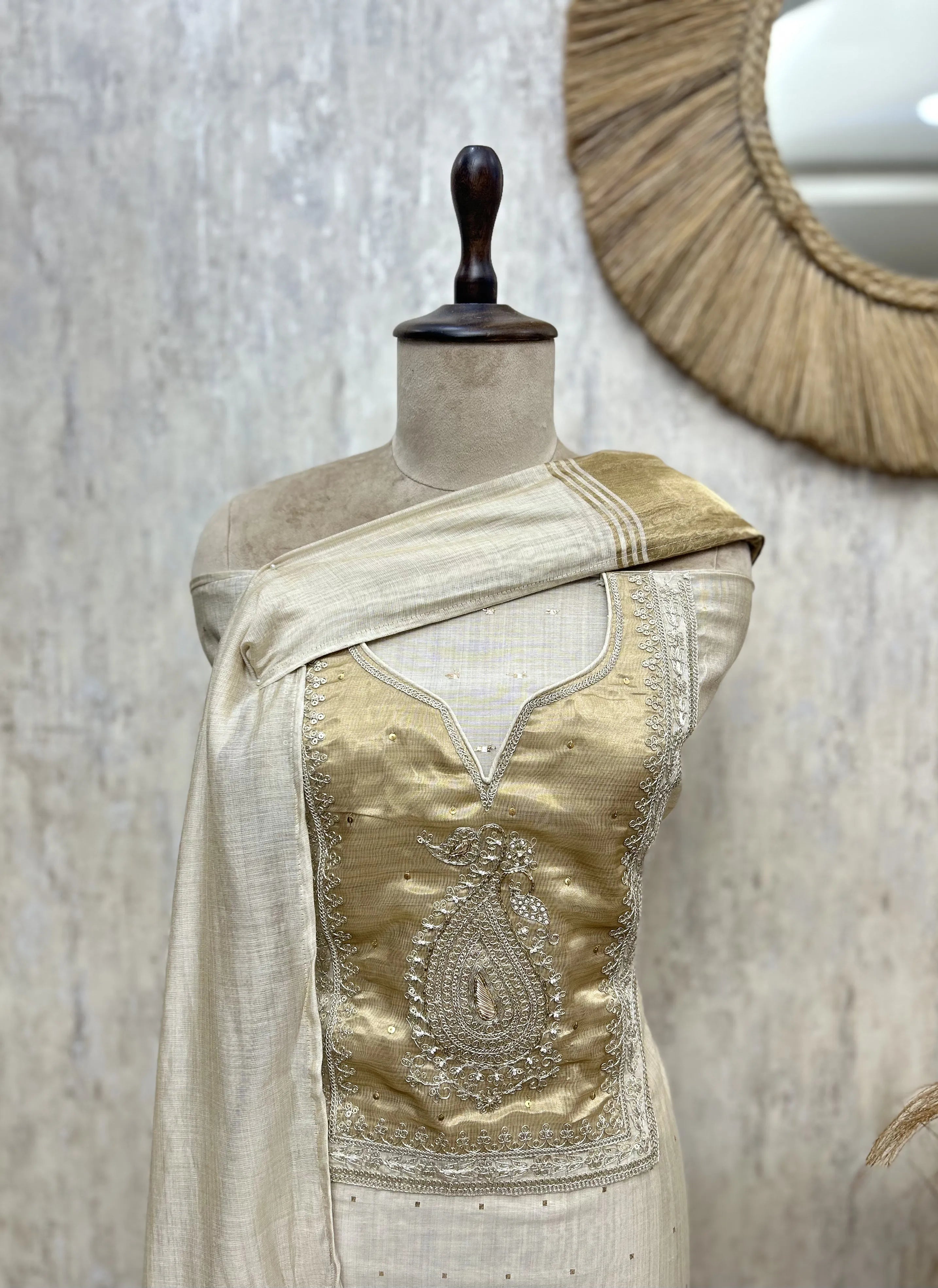 Festive Vibe Linen Unstitched suit