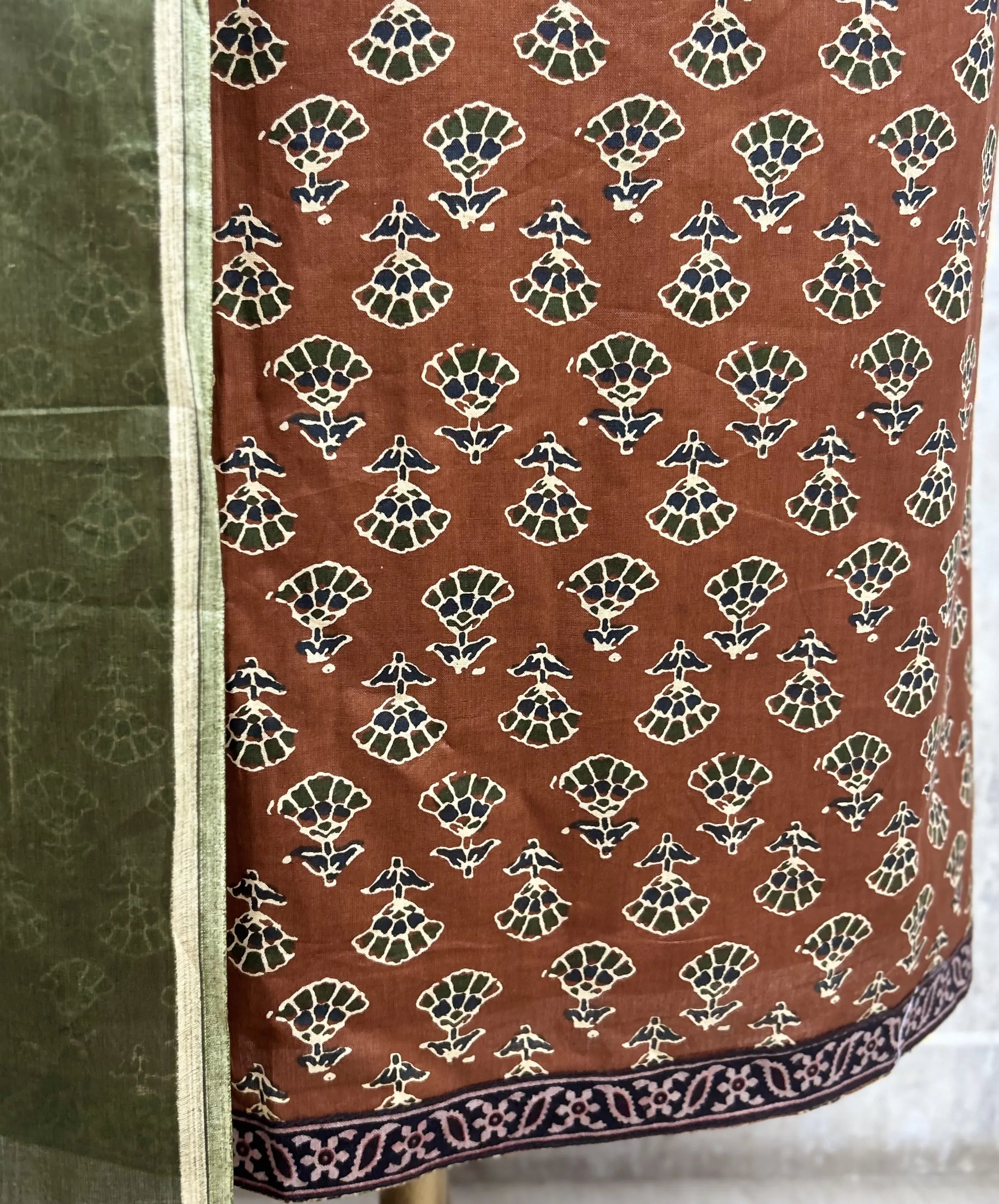 Vintage Floral Cotton Unstitched Suit
